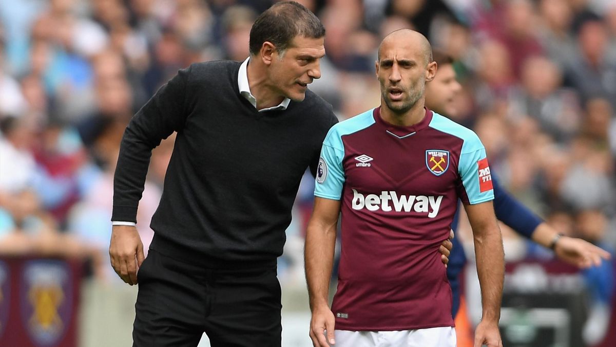 Slaven Bilic Cảm Xúc và Tư Duy - Hành Trình Đầy Thăng Trầm của Một Huyền Thoại Bóng Đá