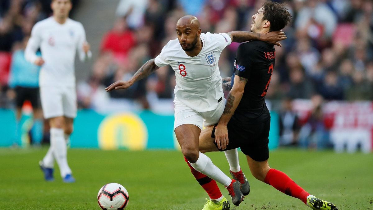 Delph sees endless possibilities for England team - TNT Sports