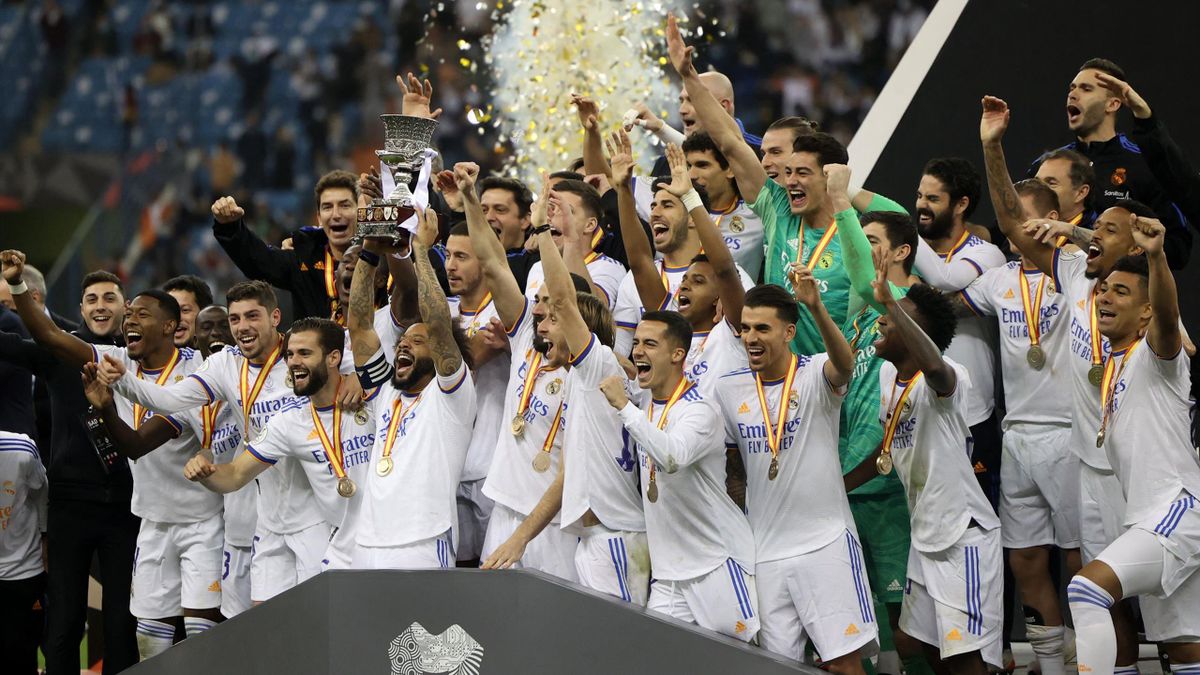 Karim Benzema, Luka Modric strike as Real Madrid beat Athletic