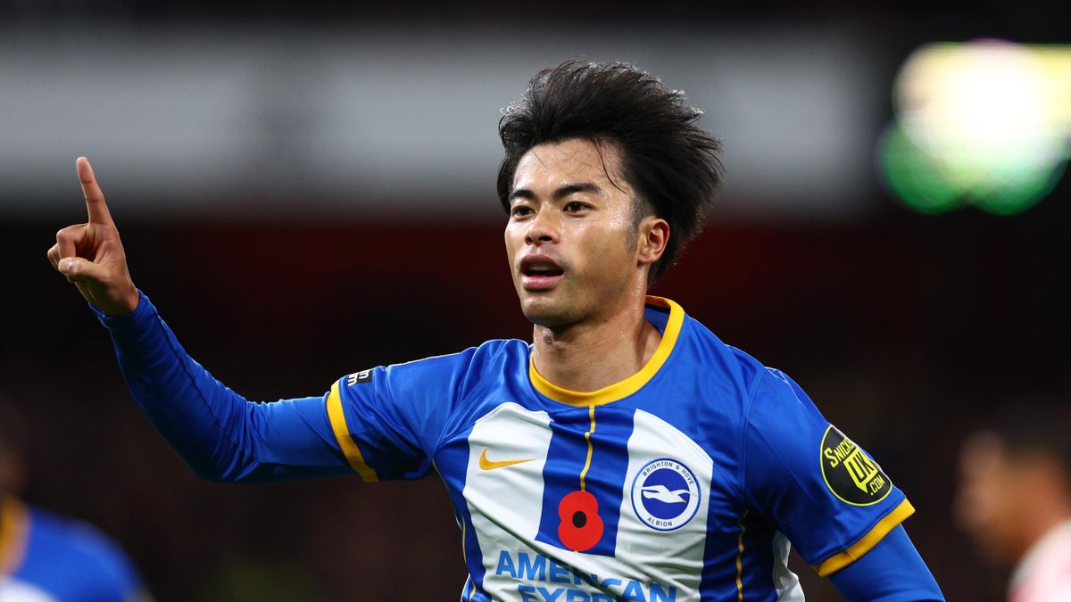 Kaoru Mitoma: The Premier League footballer who turned down a professional  contract to go to university - TNT Sports