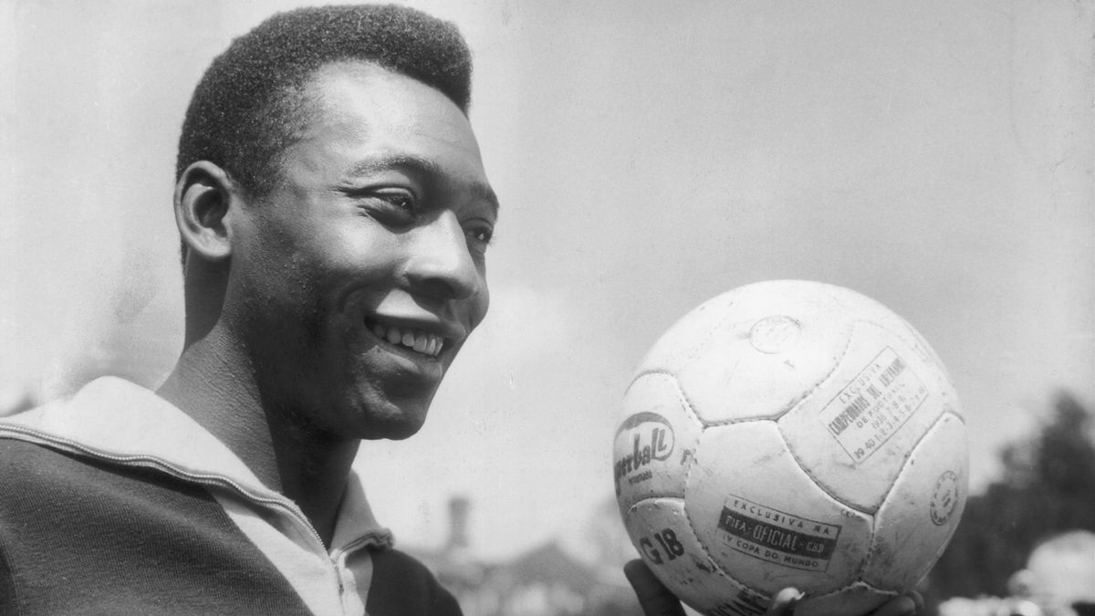 Pele Brazil and Santos legend and three time World Cup winner dies aged 82 TNT Sports