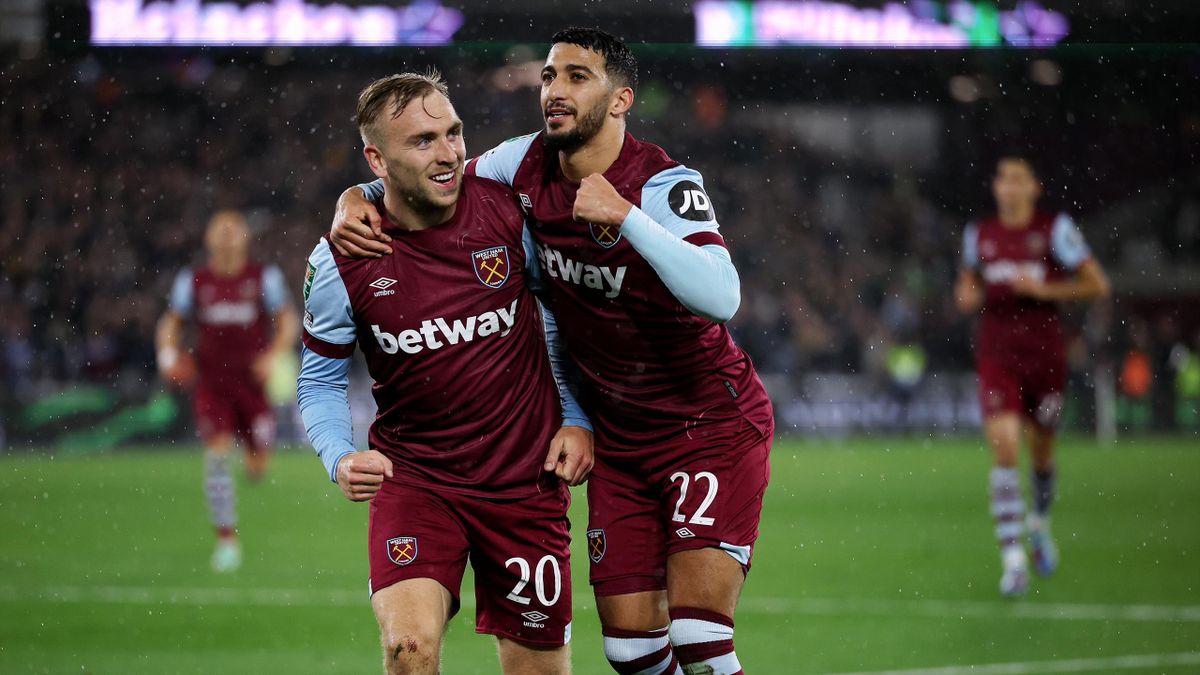 West Ham 3-1 Arsenal: Brilliant Hammers dump below-par Gunners out of Carabao  Cup to advance to quarter-finals - TNT Sports