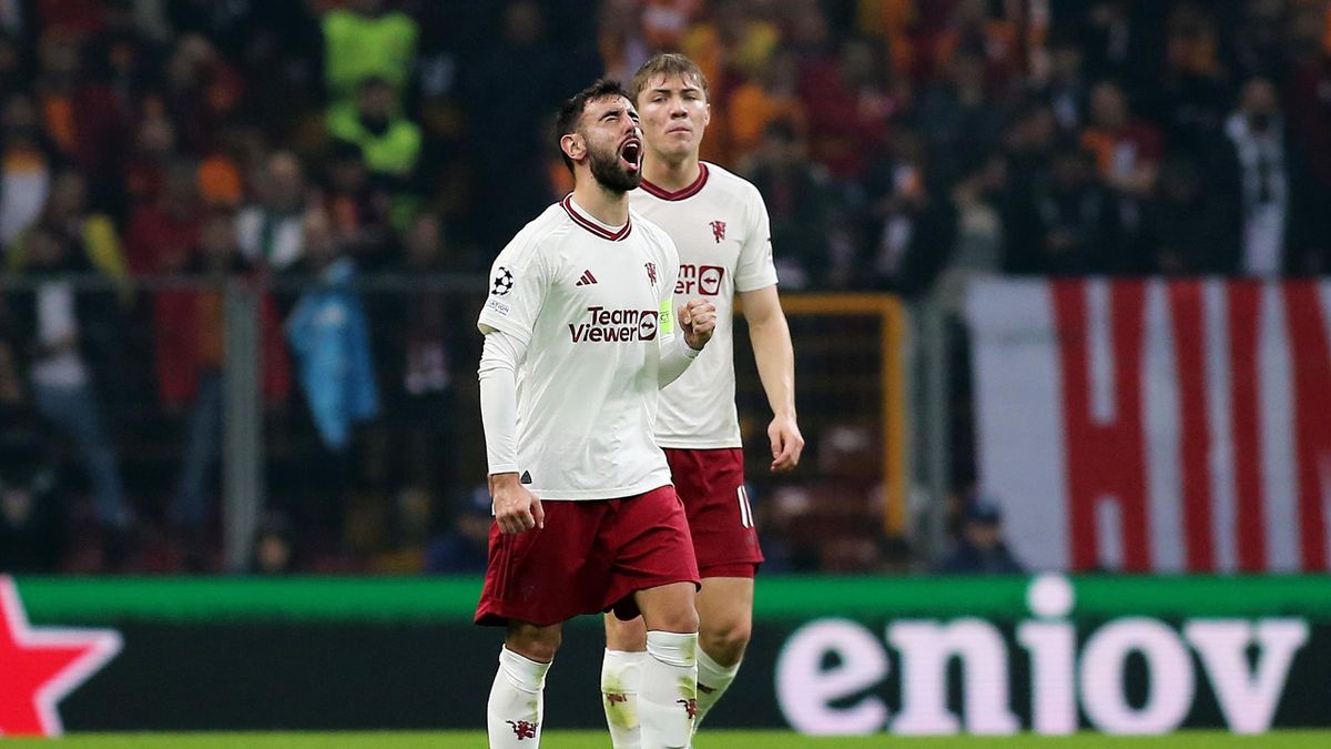Galatasaray 3-3 Manchester United: Erik ten Hag's side throw away another  lead in Champions League classic - TNT Sports