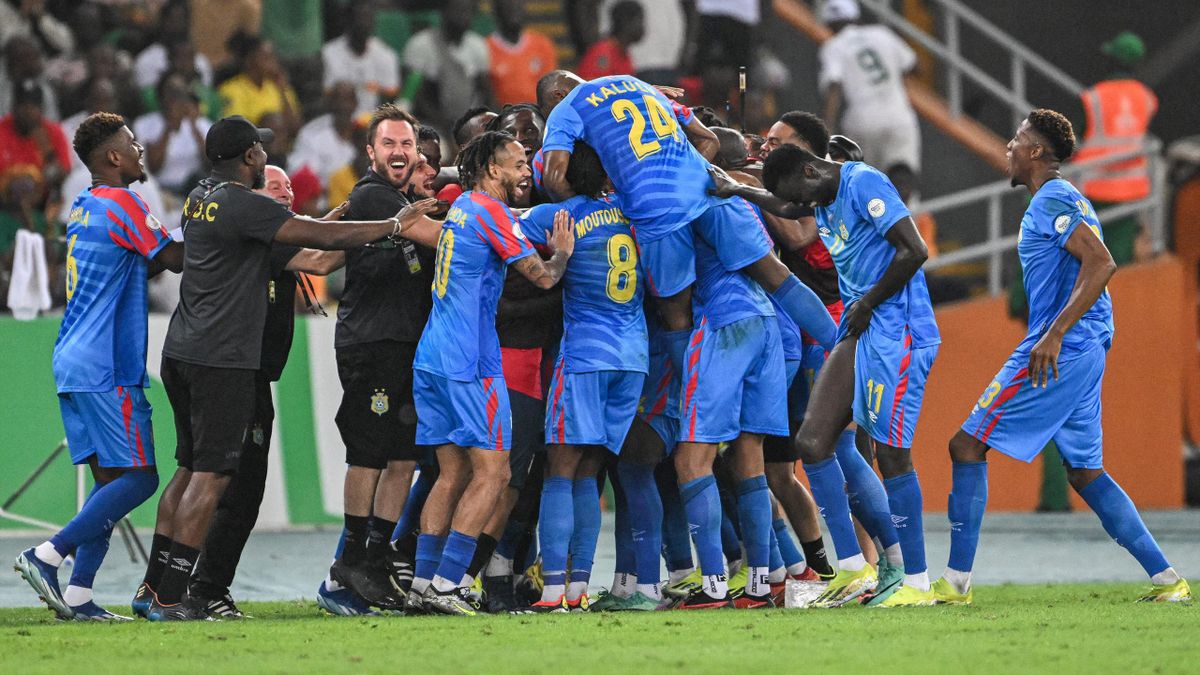 DR Congo 3-1 Guinea - Chancel Mbemba, Yoane Wissa and Arthur Masuaku goals  send Leopards into AFCON semi-finals - TNT Sports