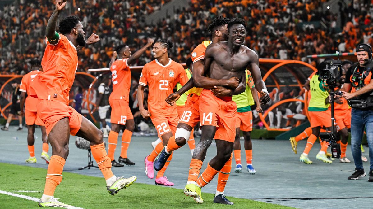 Ivory Coast 2-1 Mail AET: Oumar Diakite scores last-minute winner as hosts  book Africa Cup of Nations semi-final place - TNT Sports
