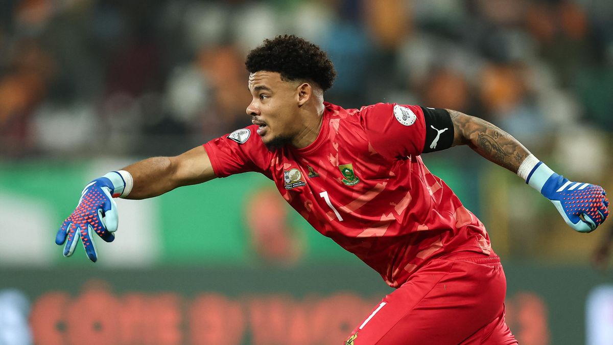 Cape Verde 0-0p South Africa - Ronwen Williams saves four penalties in  shootout as Bafana Bafana reach AFCON semi-finals - TNT Sports