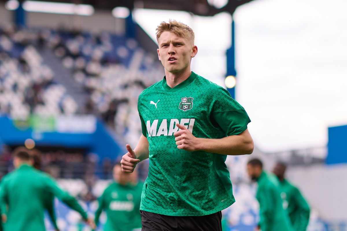 Josh Doig Exclusive: Sassuolo and Scotland star on 'crazy' Italian fans ...