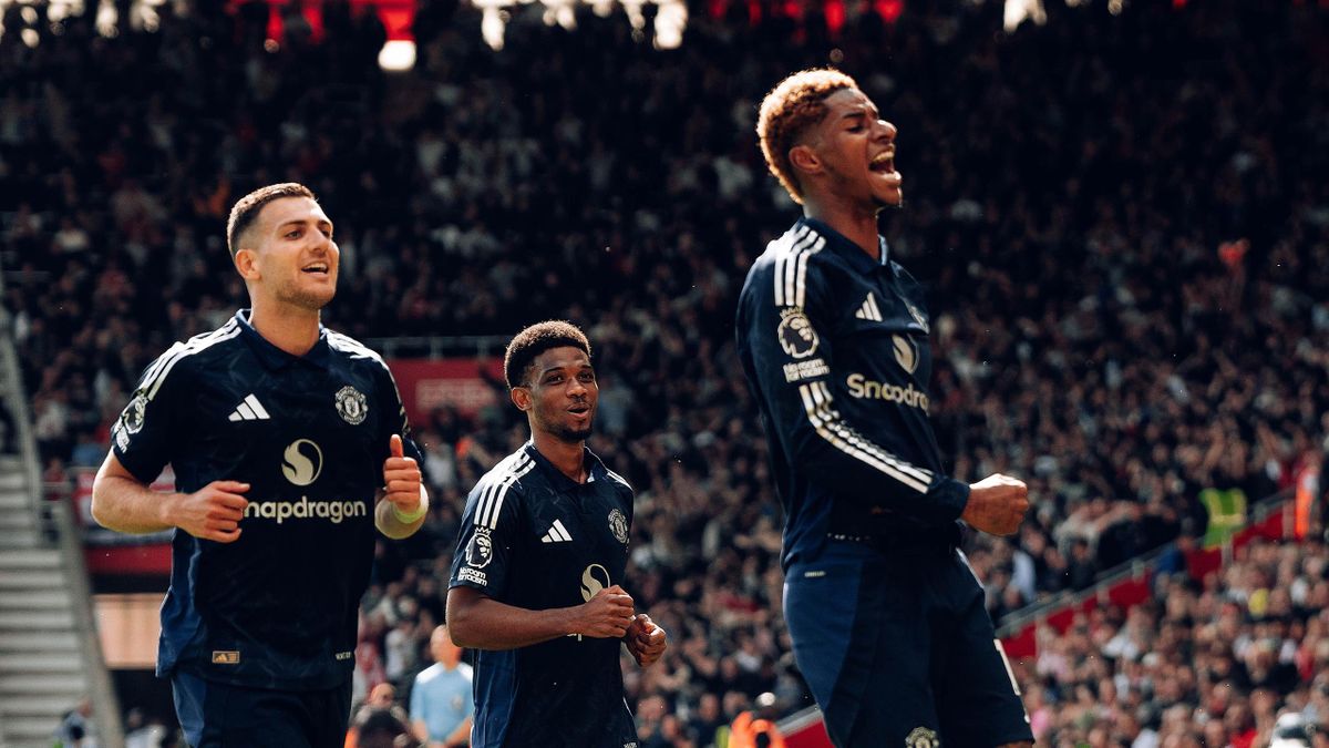  Marcus Rashford celebrates scoring for Manchester United against Southampton.