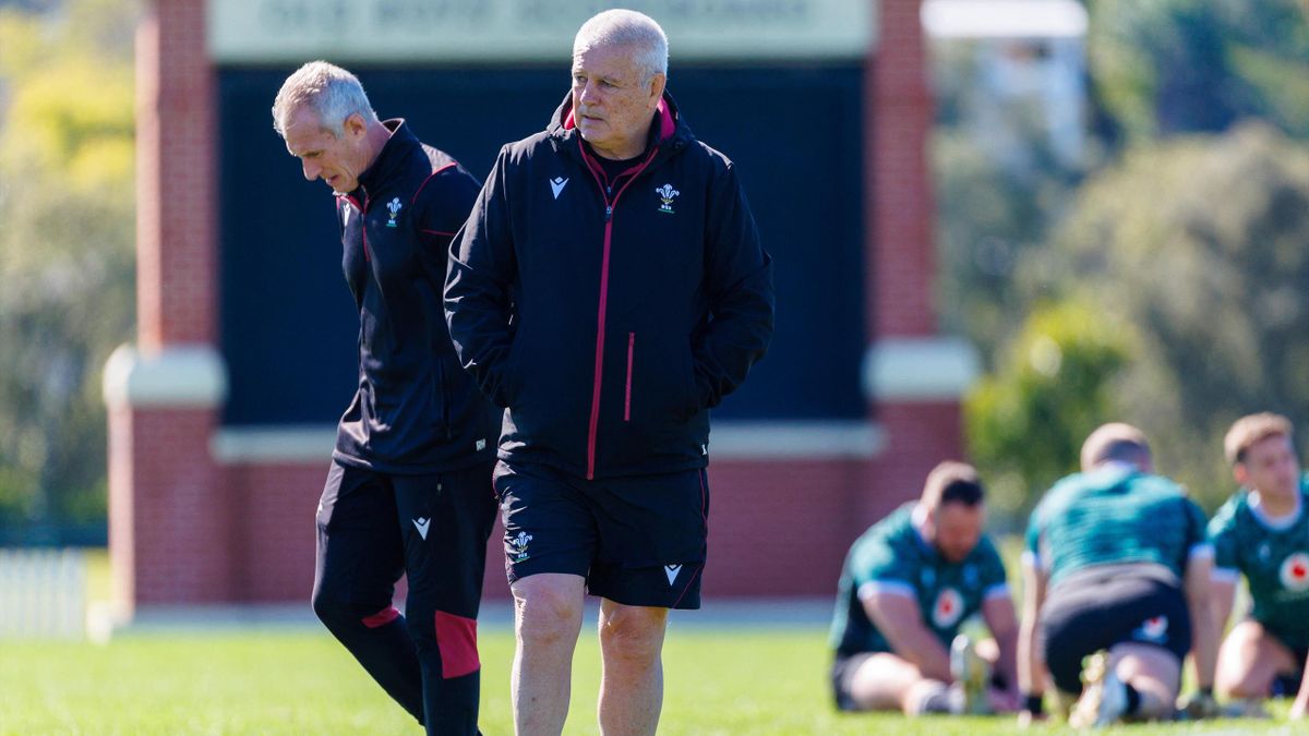 Wales v Fiji LIVE Autumn International Series action as Warren