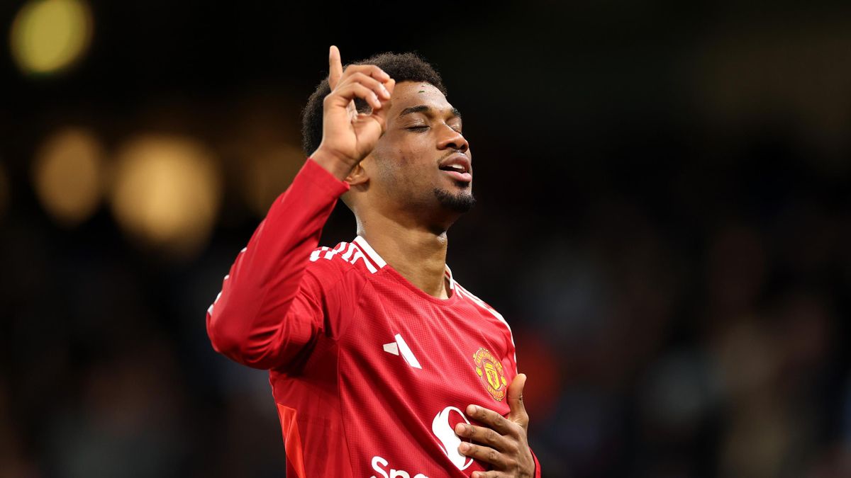 Manchester City 1-2 Manchester United - Late Amad Diallo magic inspires dramatic United victory in Manchester derby - TNT Sports