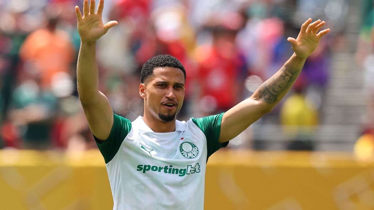Inter Miami Stuns Palmeiras at Half-Time in Club World Cup Thriller