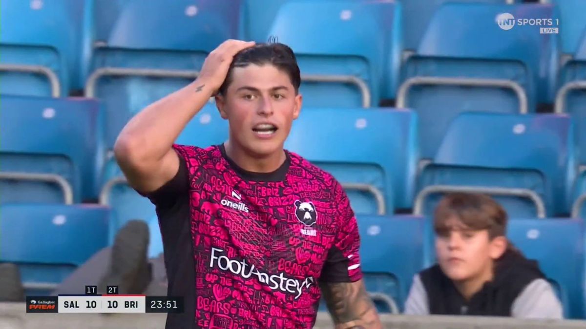 'I don’t think it has touched him' - Nutmeg spares Tom O'Flaherty’s ...