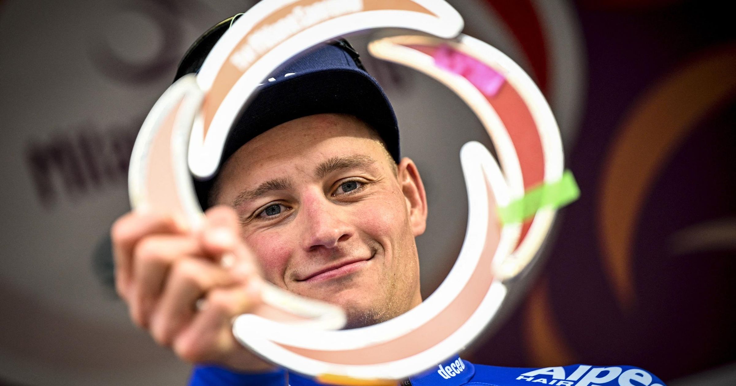 Mathieu van der Poel shocks Adam Blythe with manner of his Milano-San ...