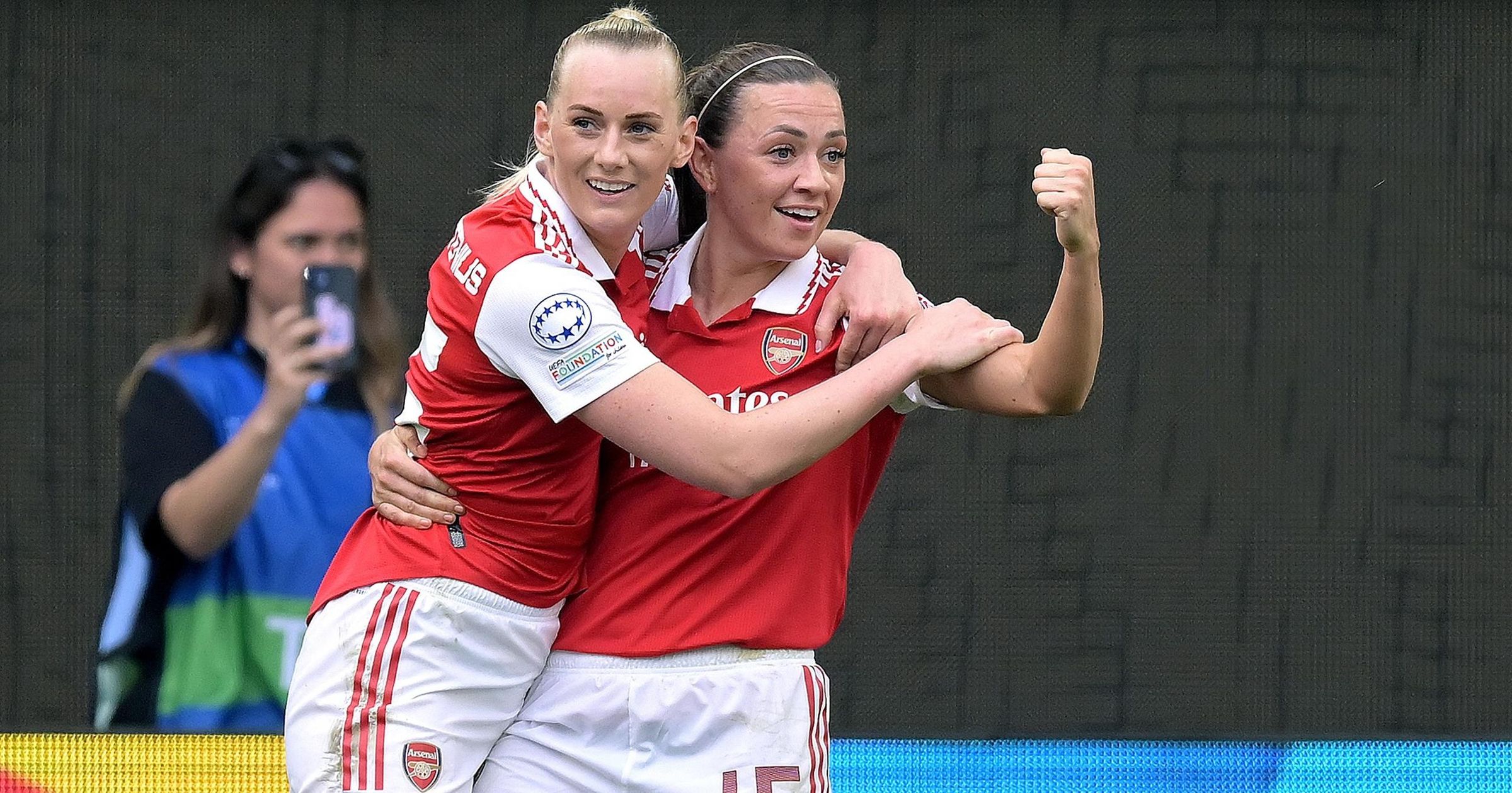 Arsenal fight back to draw with Wolfsburg in first leg of Women's ...