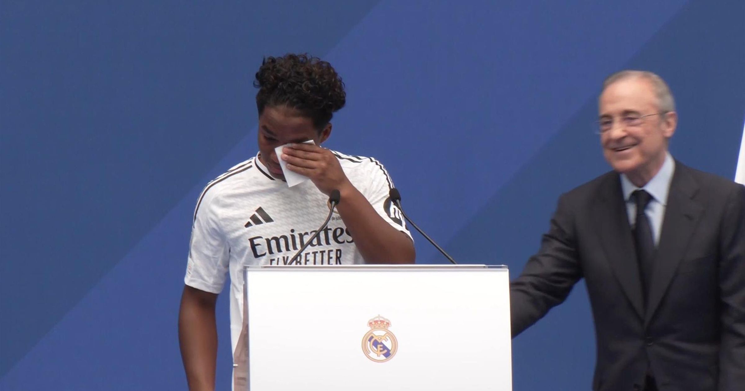 Tearful Endrick presented as Real Madrid player at Bernabeu after joining La Liga champions from Palmeiras - Football video - TNT Sports
