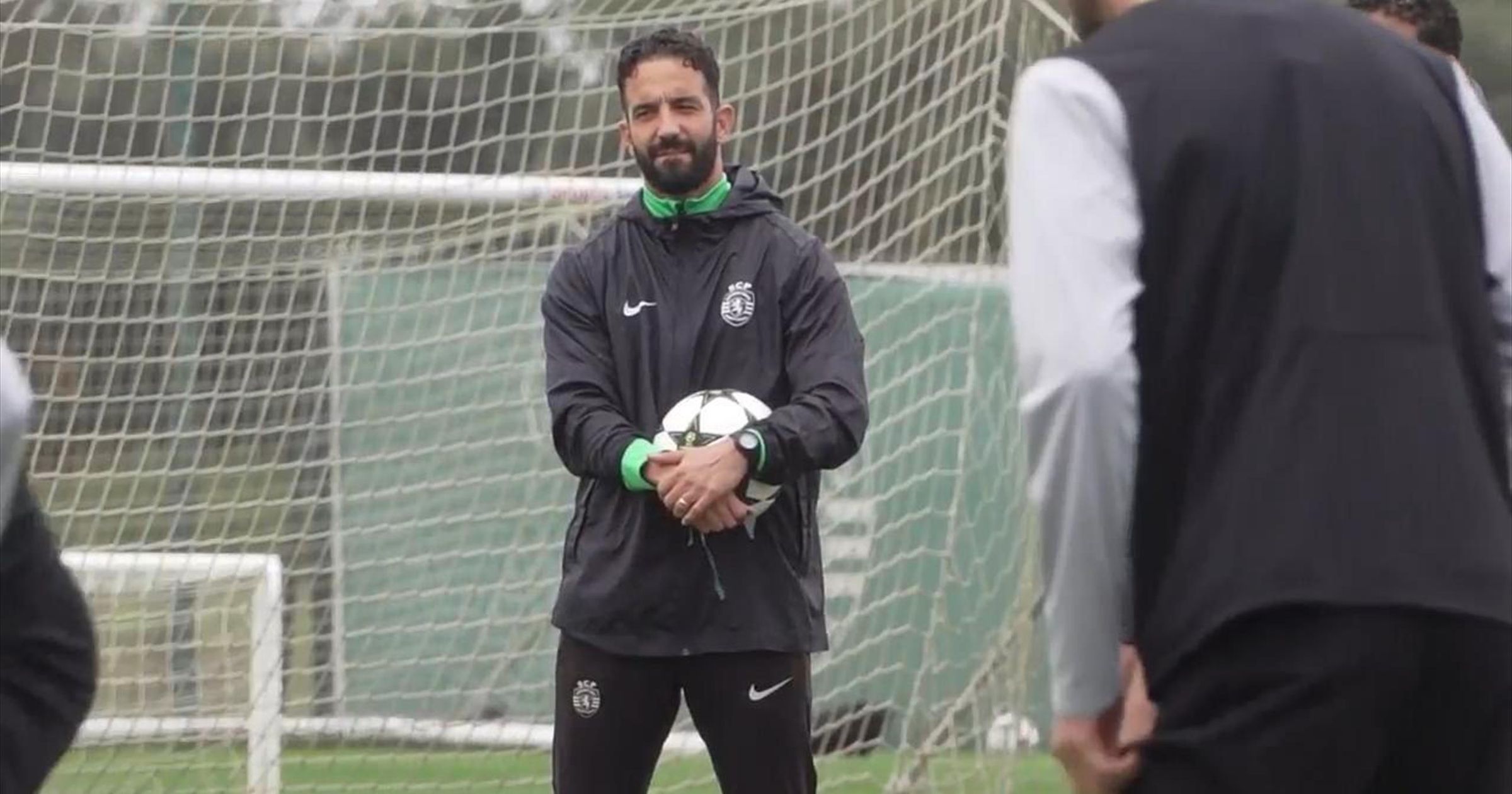 - Ruben Amorim oversees his penultimate training session at Sporting CP before Manchester United move - Football video - TNT Sports