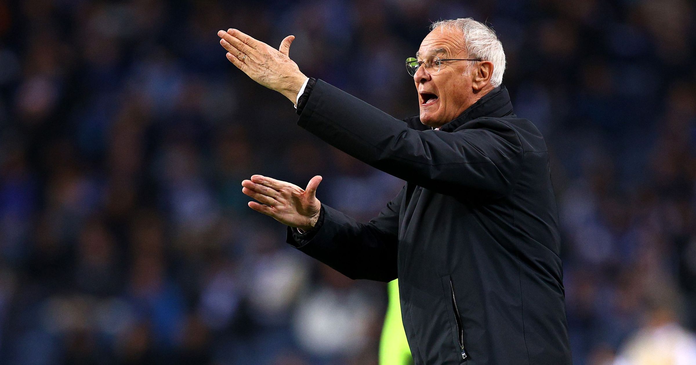 Why did Roma boss Claudio Ranieri haul his players off the pitch in ...