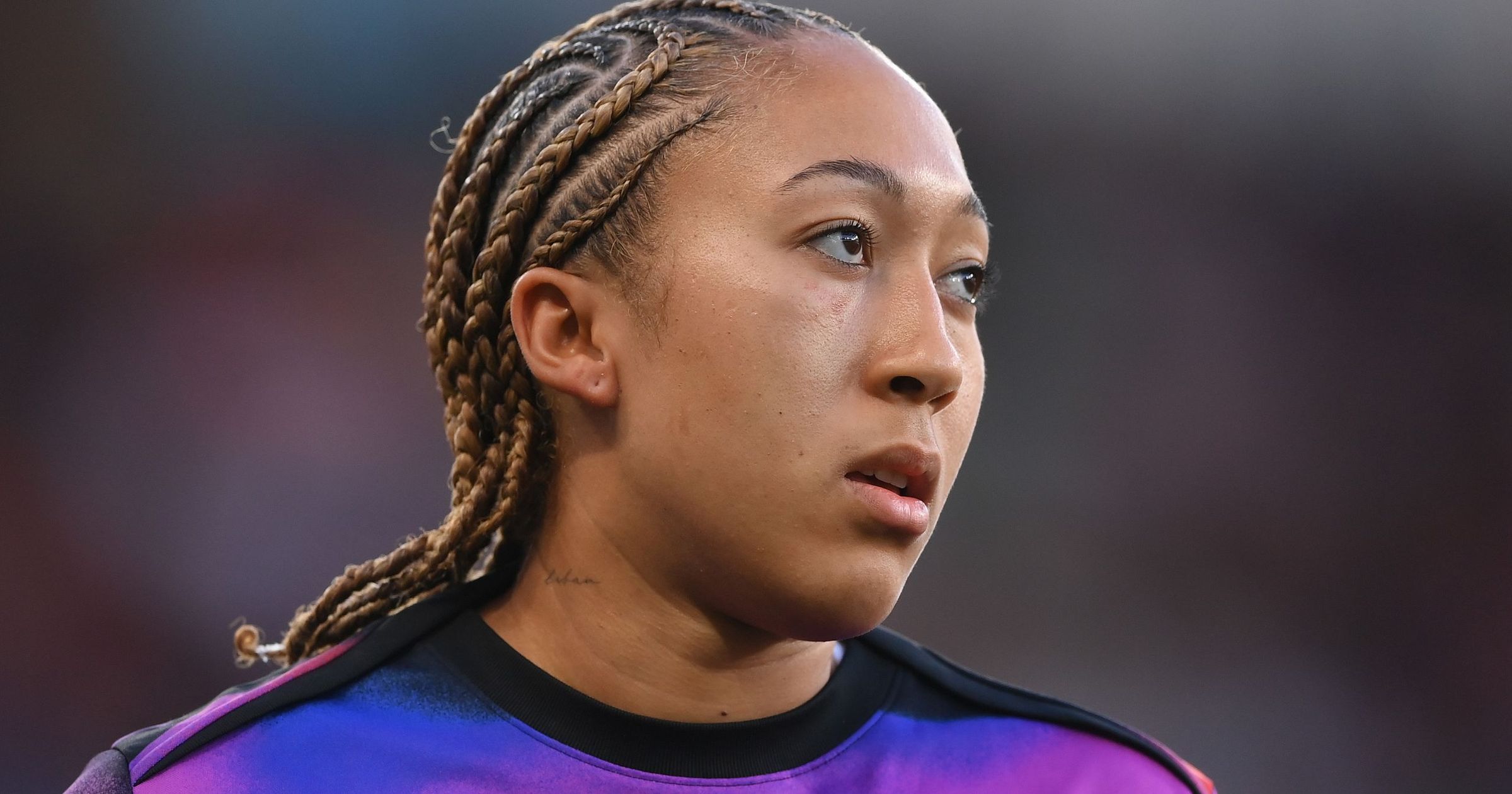 Williamson and James return for England, Pattinson in debut call-up