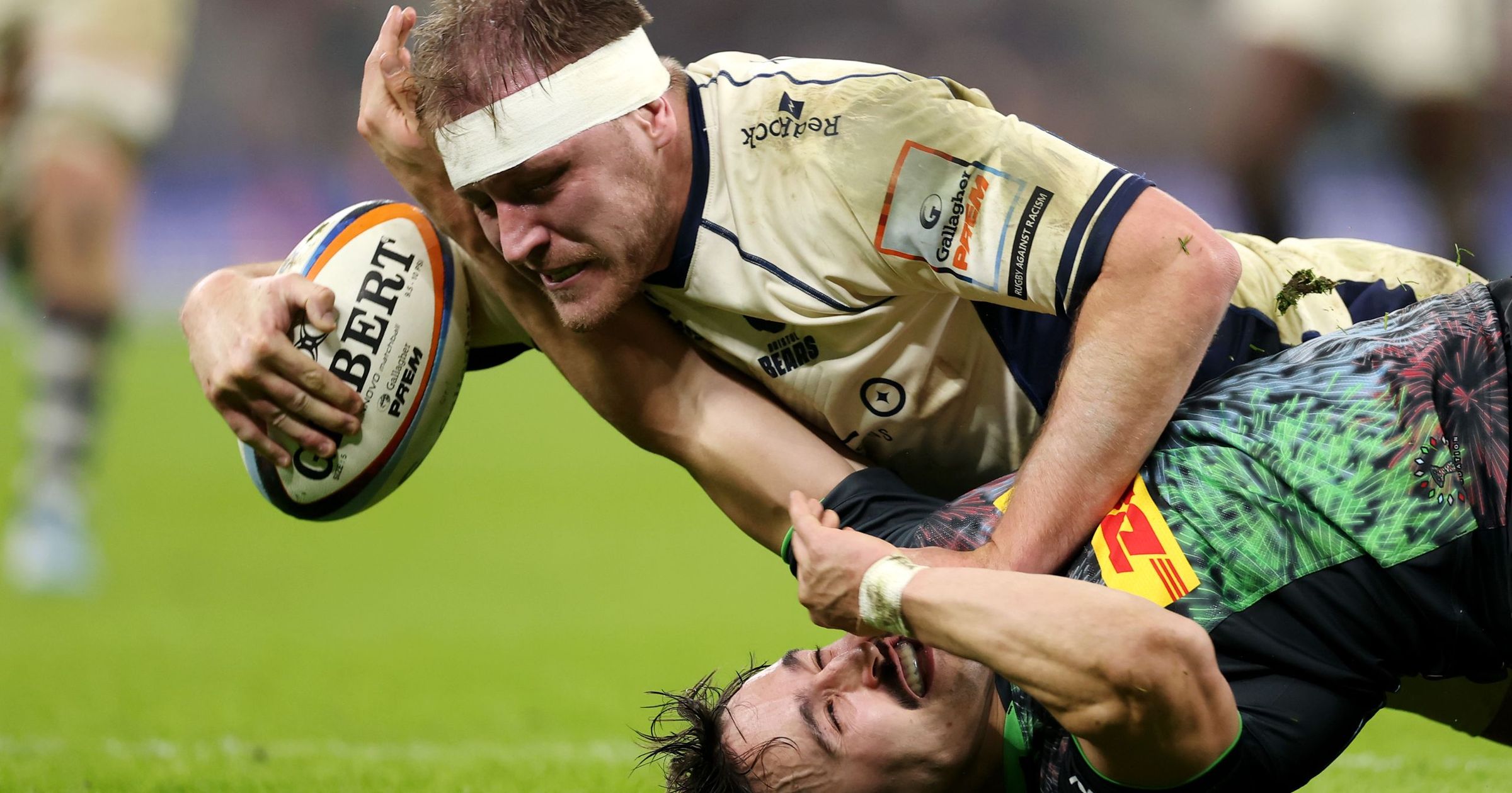 'Pure Bristol Bears!' - Joe Batley gallops over after beautiful Tom ...