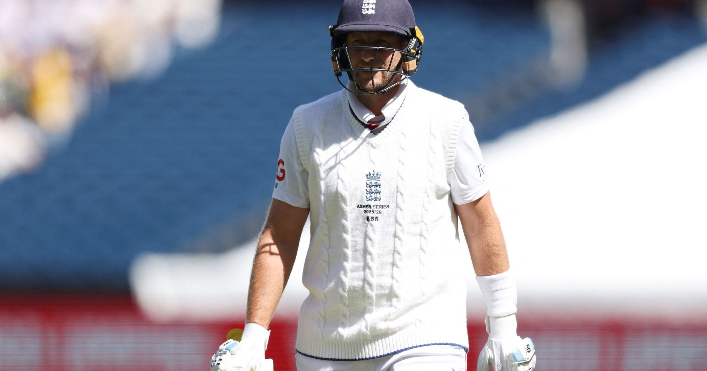 'England are all over the place!' - Root dismissed as fourth wicket falls