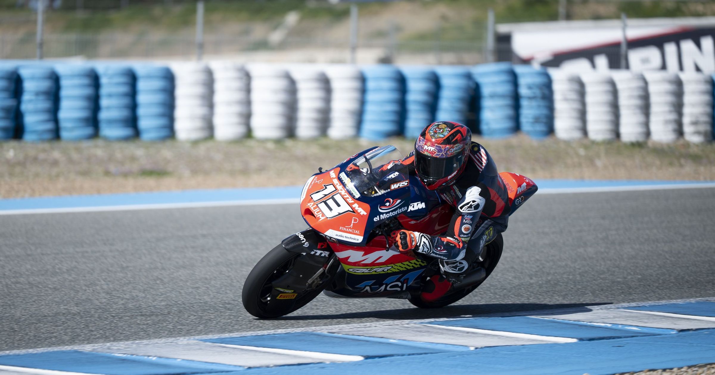 'The bike's a little worse for wear' - Danish suffers crash in early USA Grand Prix action