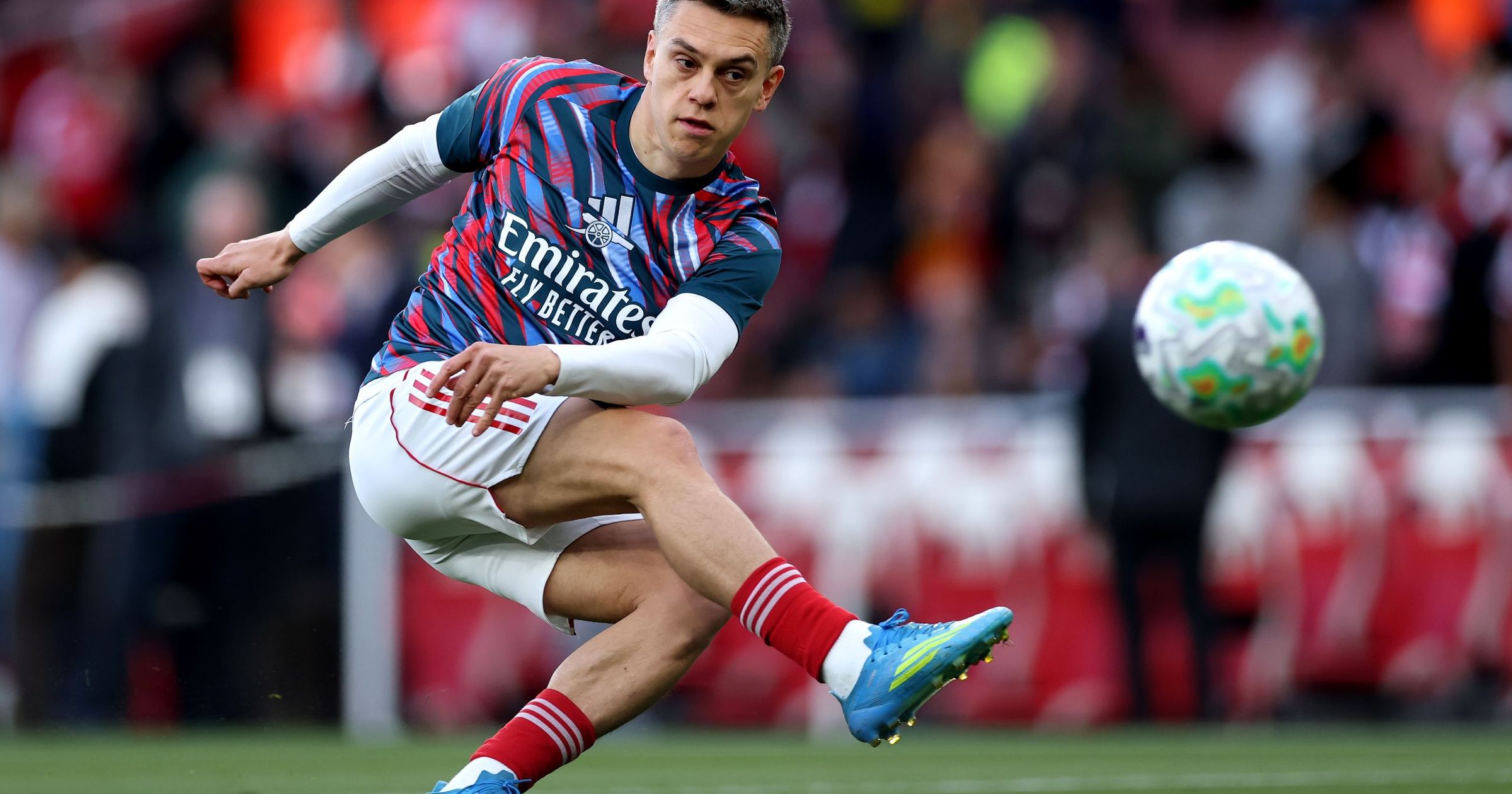 Besiktas target Trossard, City hijack Arsenal's Monga deal - Paper Round