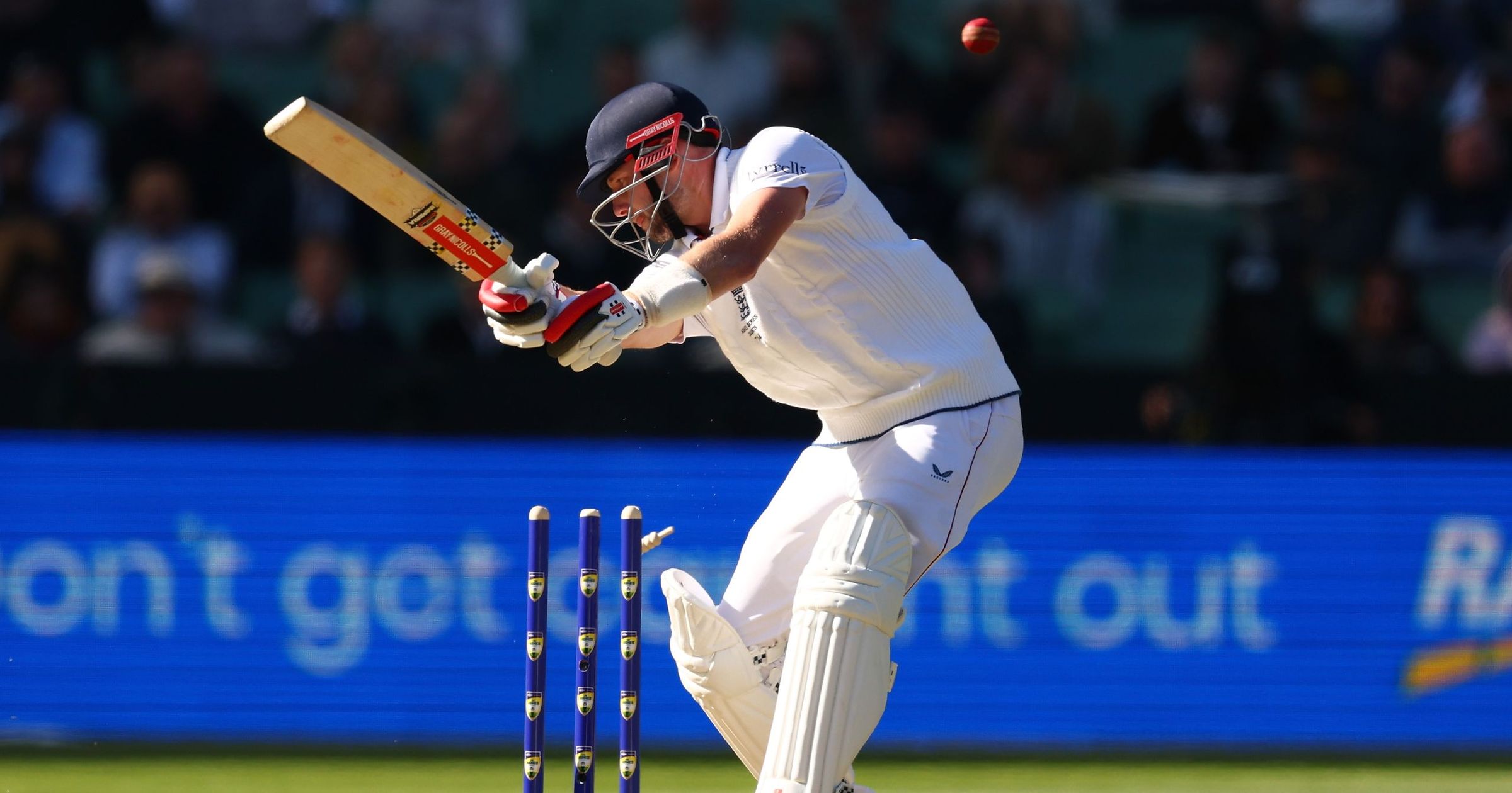 England trail after chaotic 20-wicket first day at MCG