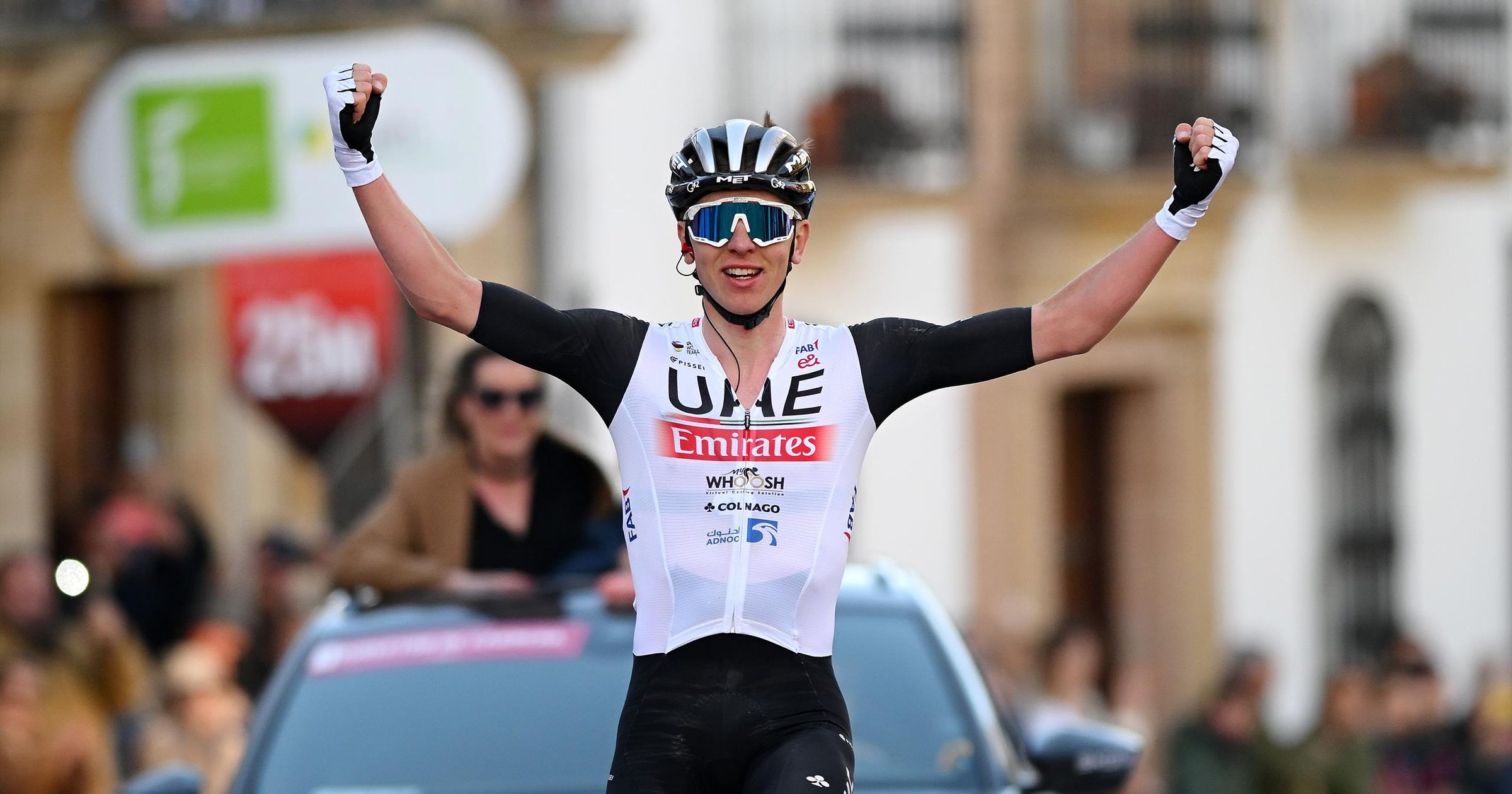 Tadej Pogacar decimates field to win Jaen Paraiso Interior and kick off season in style - Cycling video - TNT Sports