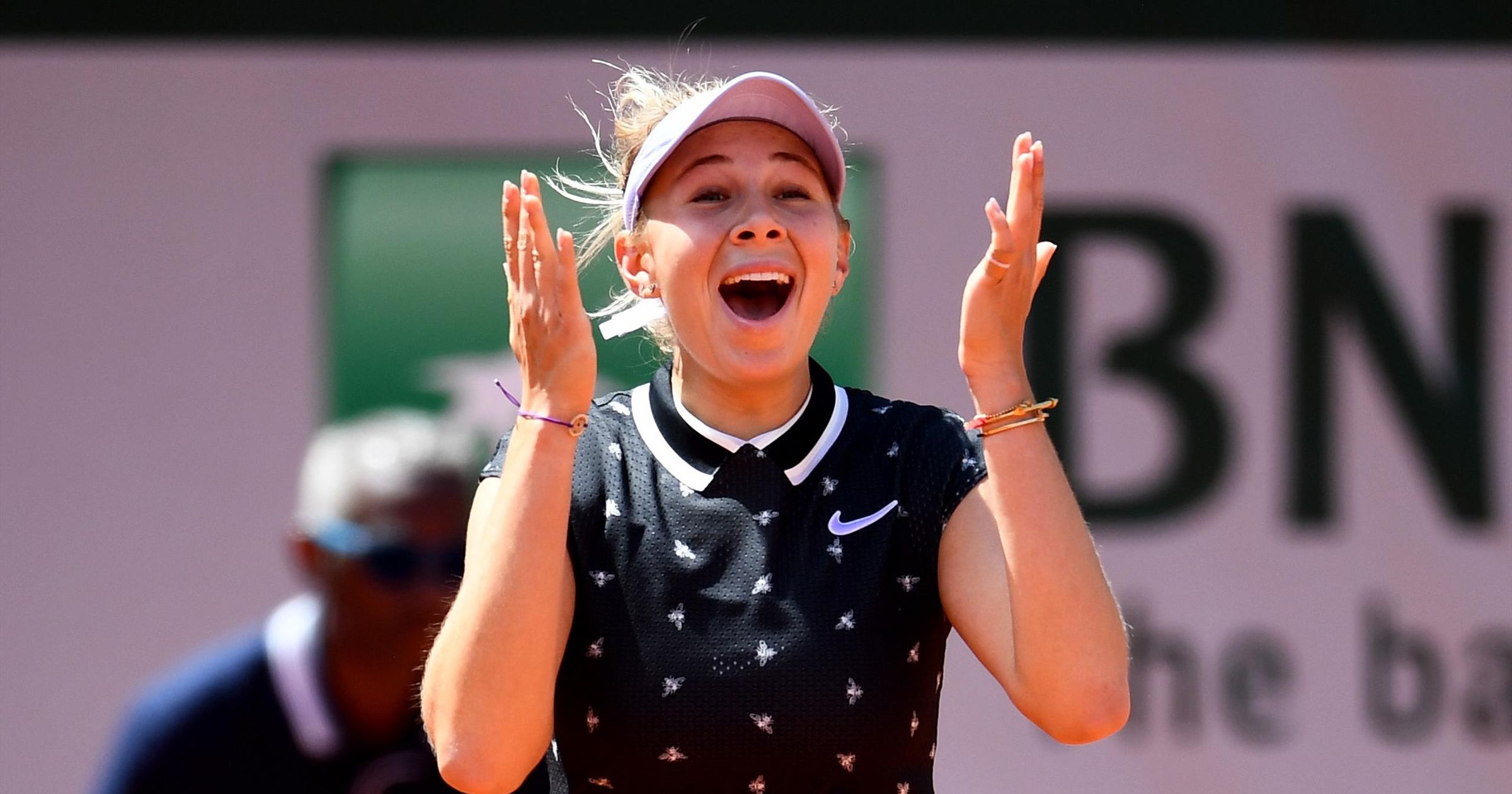French Open 2019 Amanda Anisimova stuns defending champ Simona Halep