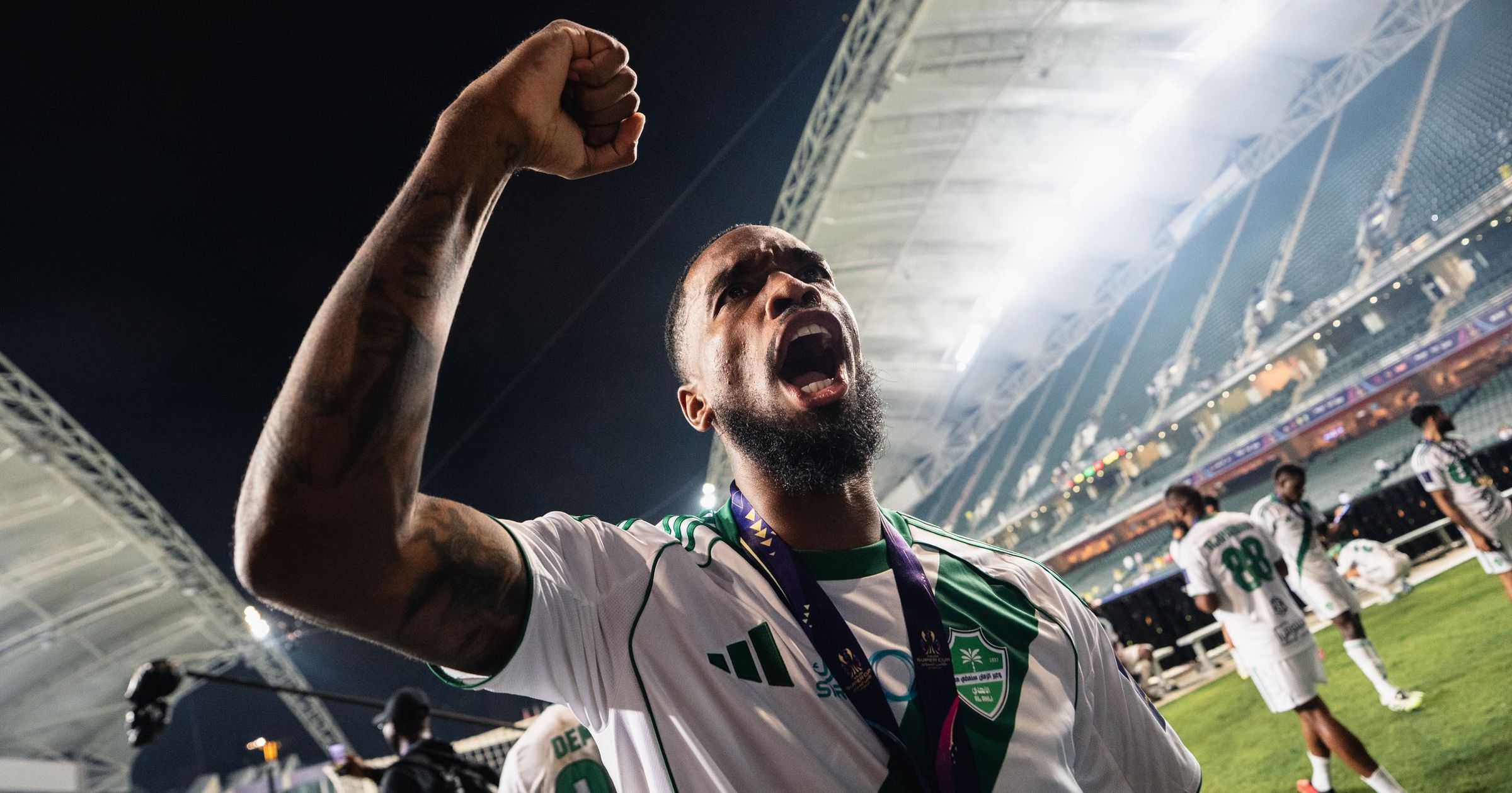 Toney in shock link with Spurs, West Ham preparing Mainoo move - Paper Round - TNT Sports