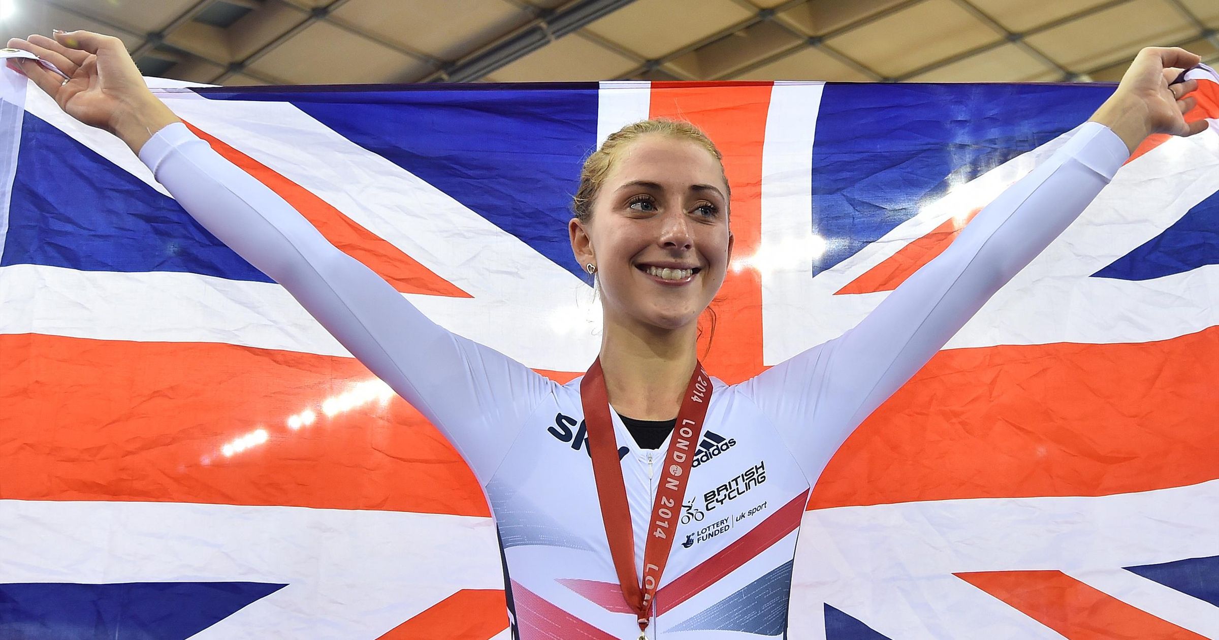 Laura Trott wins silver at Track Cycling World Cup - TNT Sports