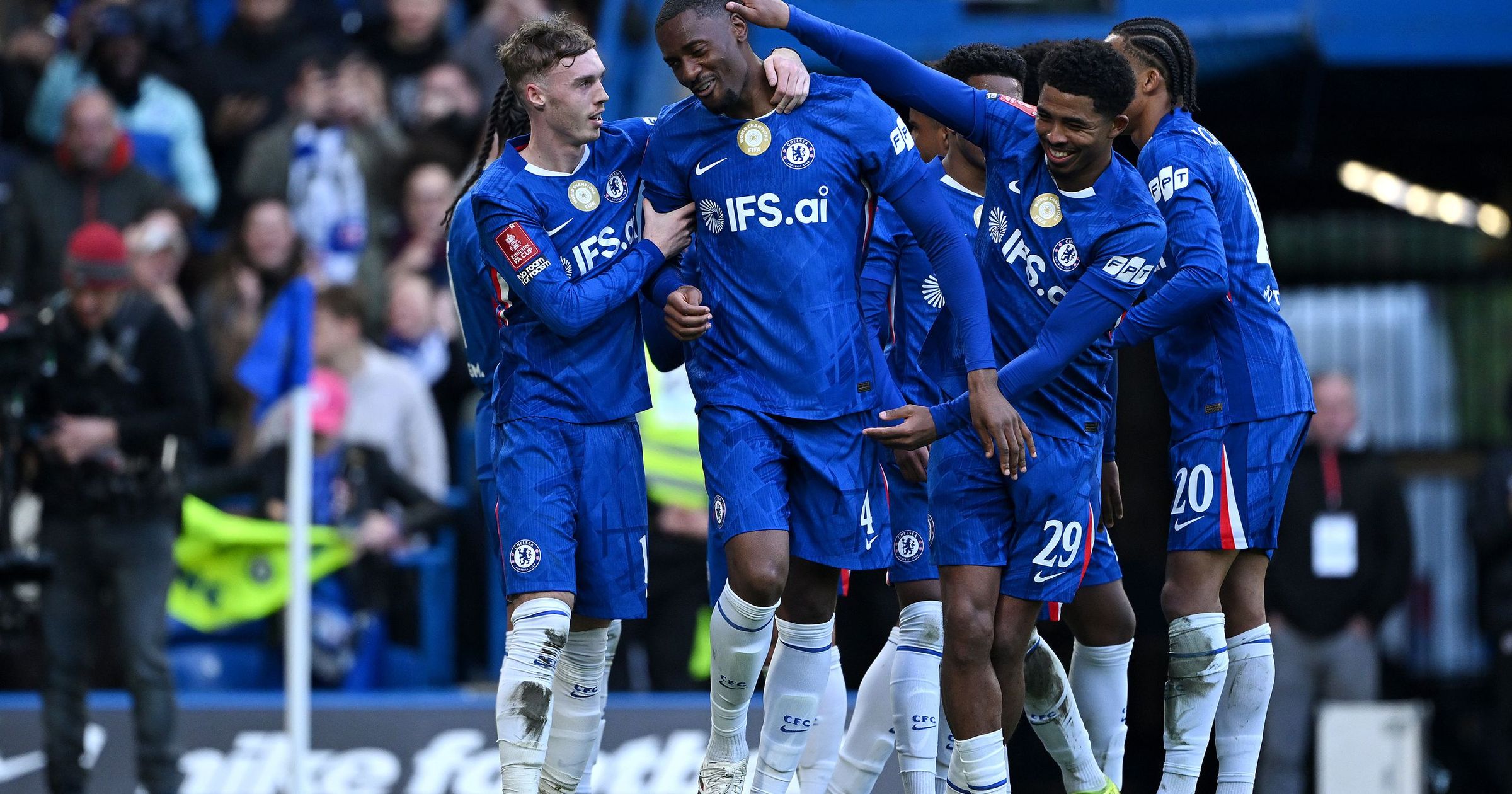 Emirates FA Cup semi-final: How to watch Chelsea v Leeds United on TNT ...