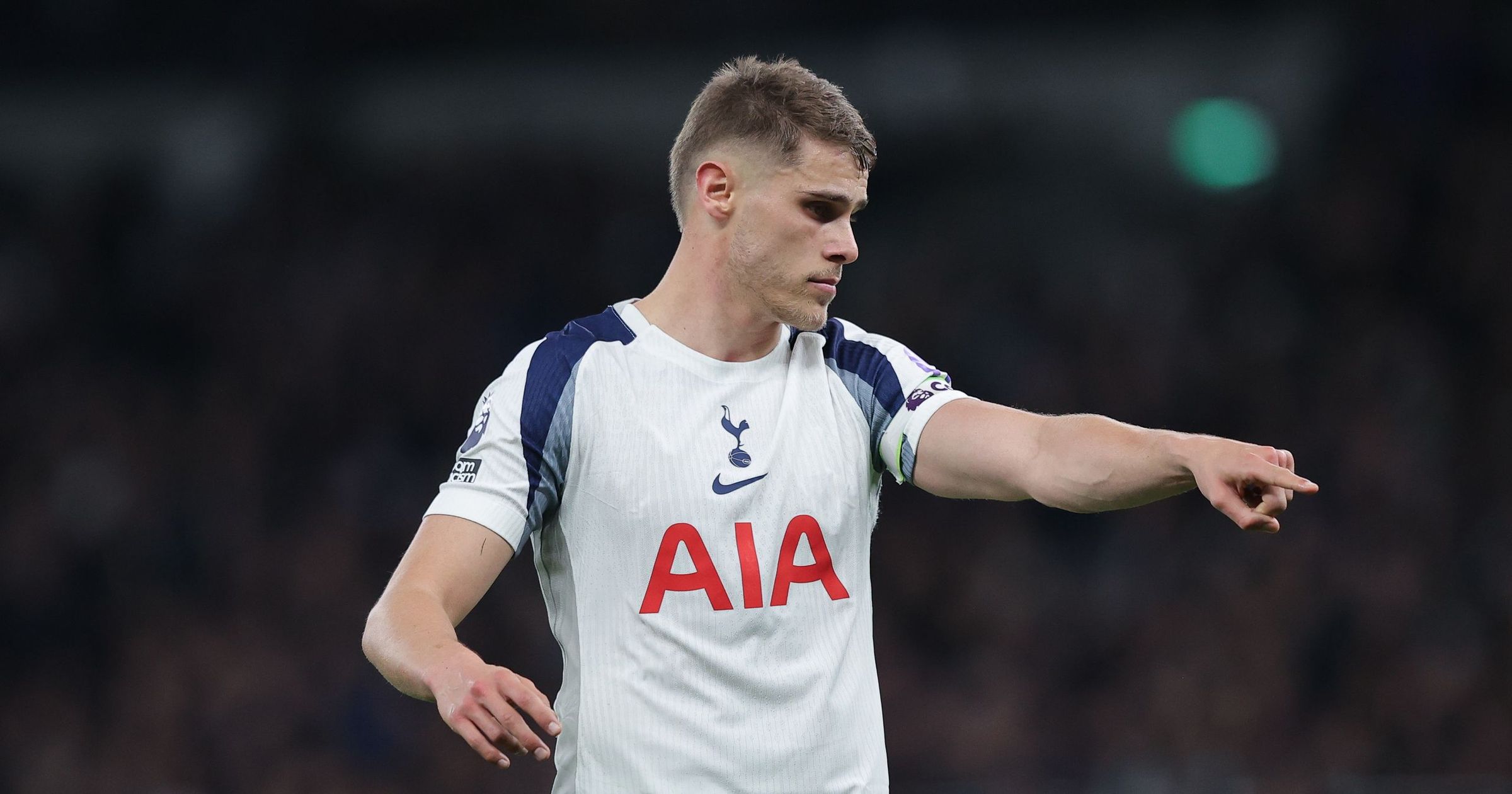 Barca eye Van de Ven, Liverpool in shock link with former player - Paper Round - TNT Sports