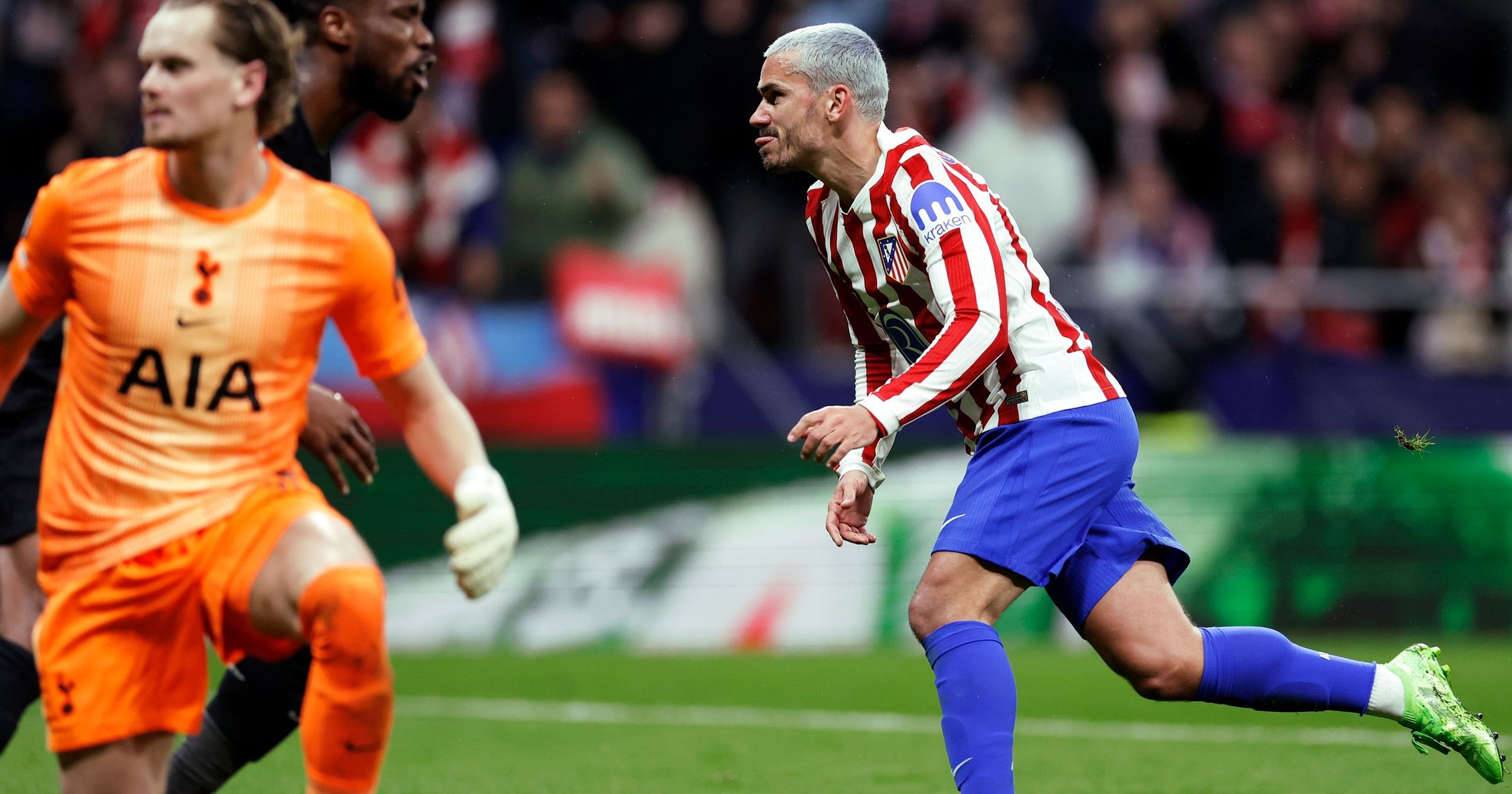 Griezmann adds to Spurs pain with second goal in 14 minutes - TNT Sports