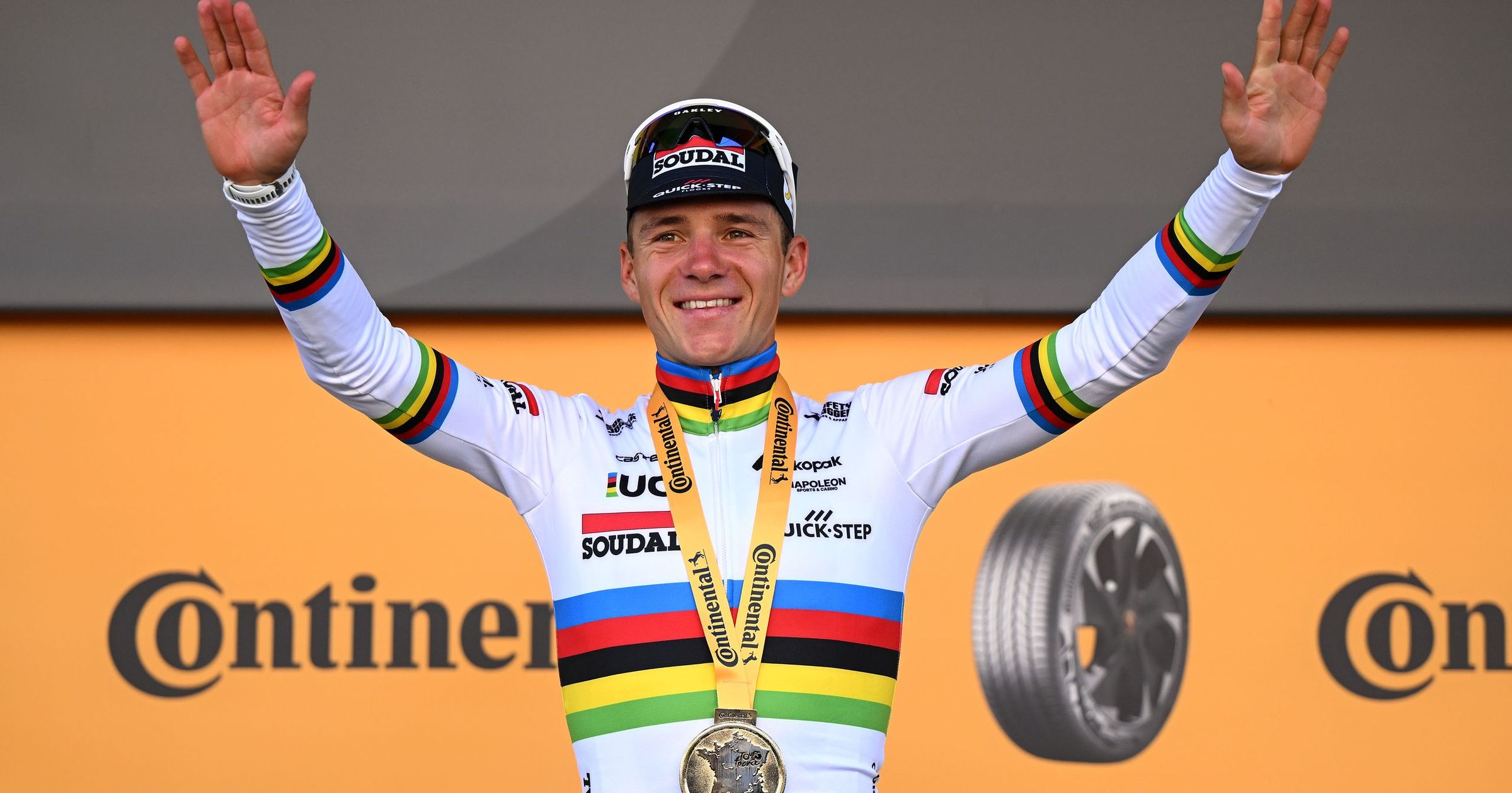 Evenepoel goes supersonic on Stage 5 ITT as Pogacar grabs yellow and Vingegaard ships time