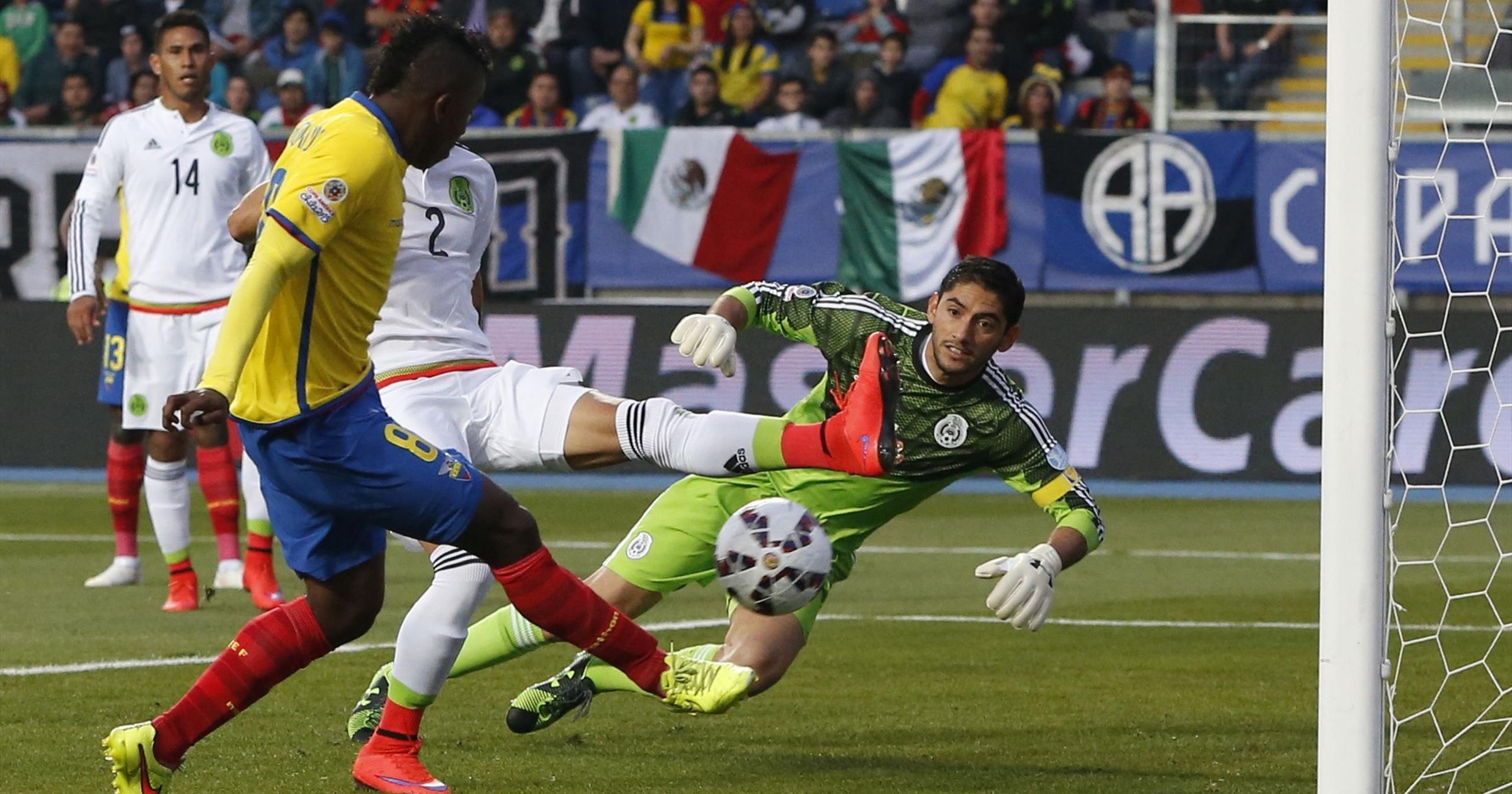 Ecuador send Mexico crashing out of Copa America with 2-1 win - TNT Sports