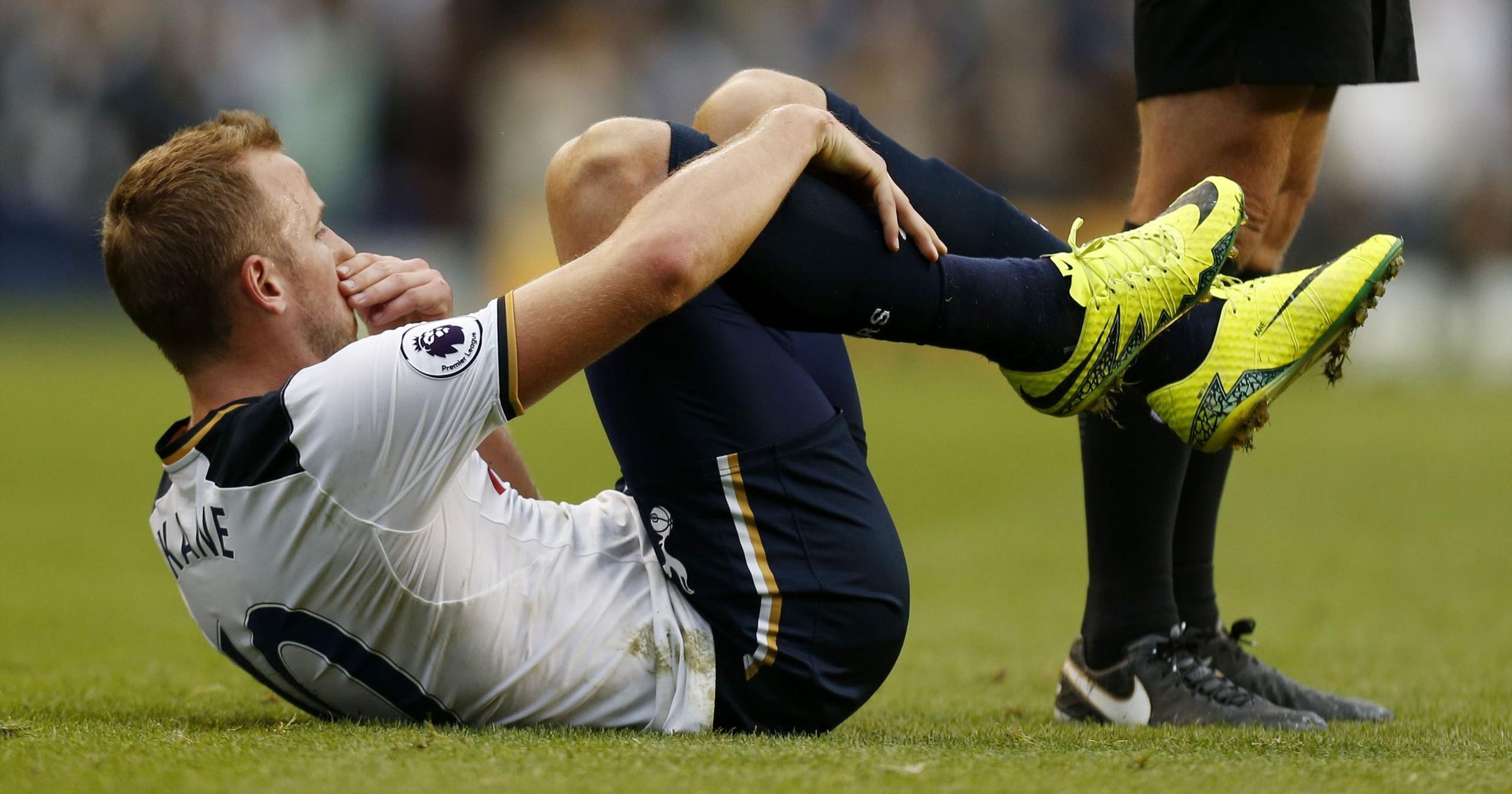 harry-kane-faces-two-months-out-with-angle-ligament-injury-could