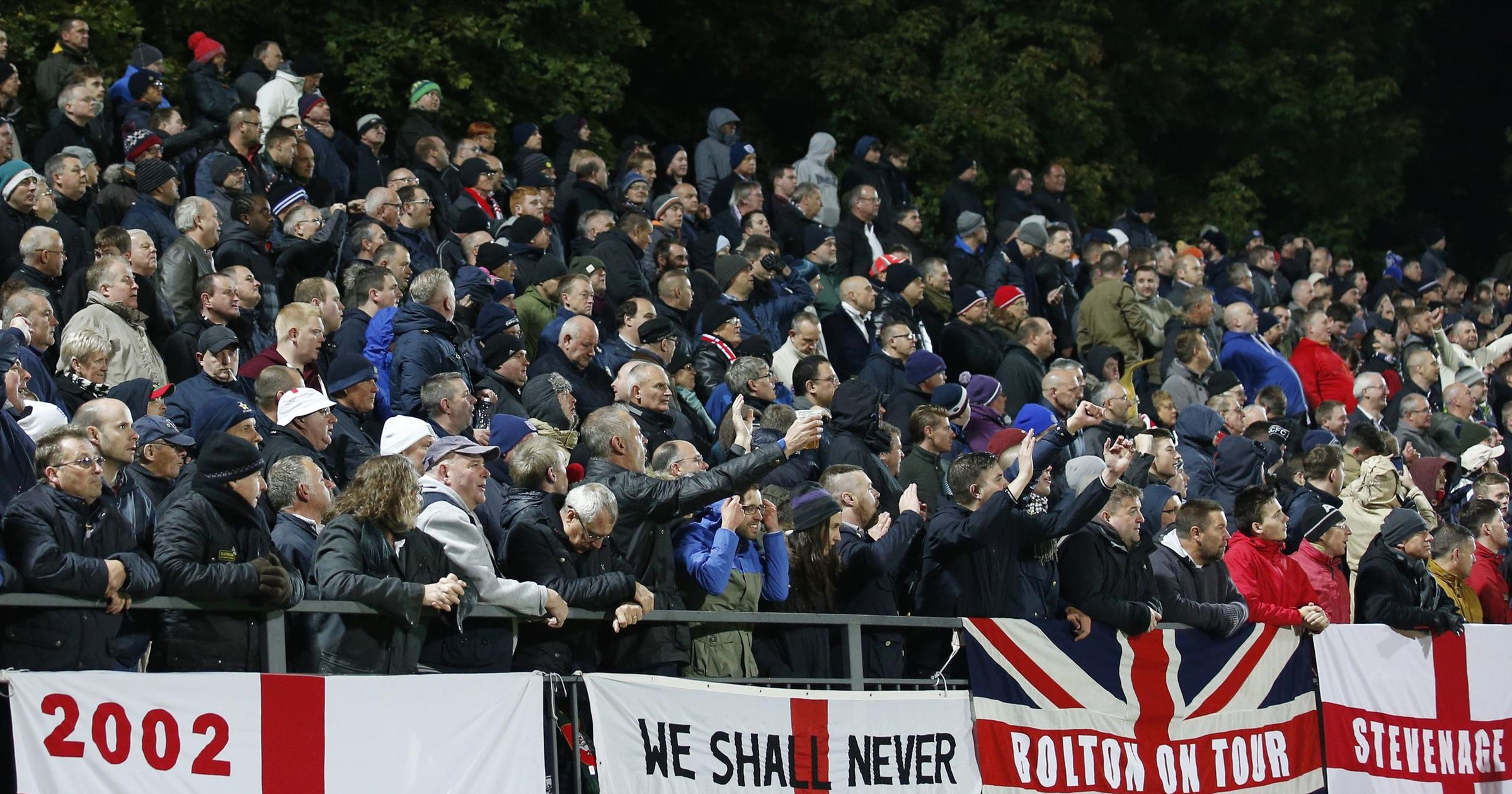 Crowd trouble mars England-Lithuania match - TNT Sports