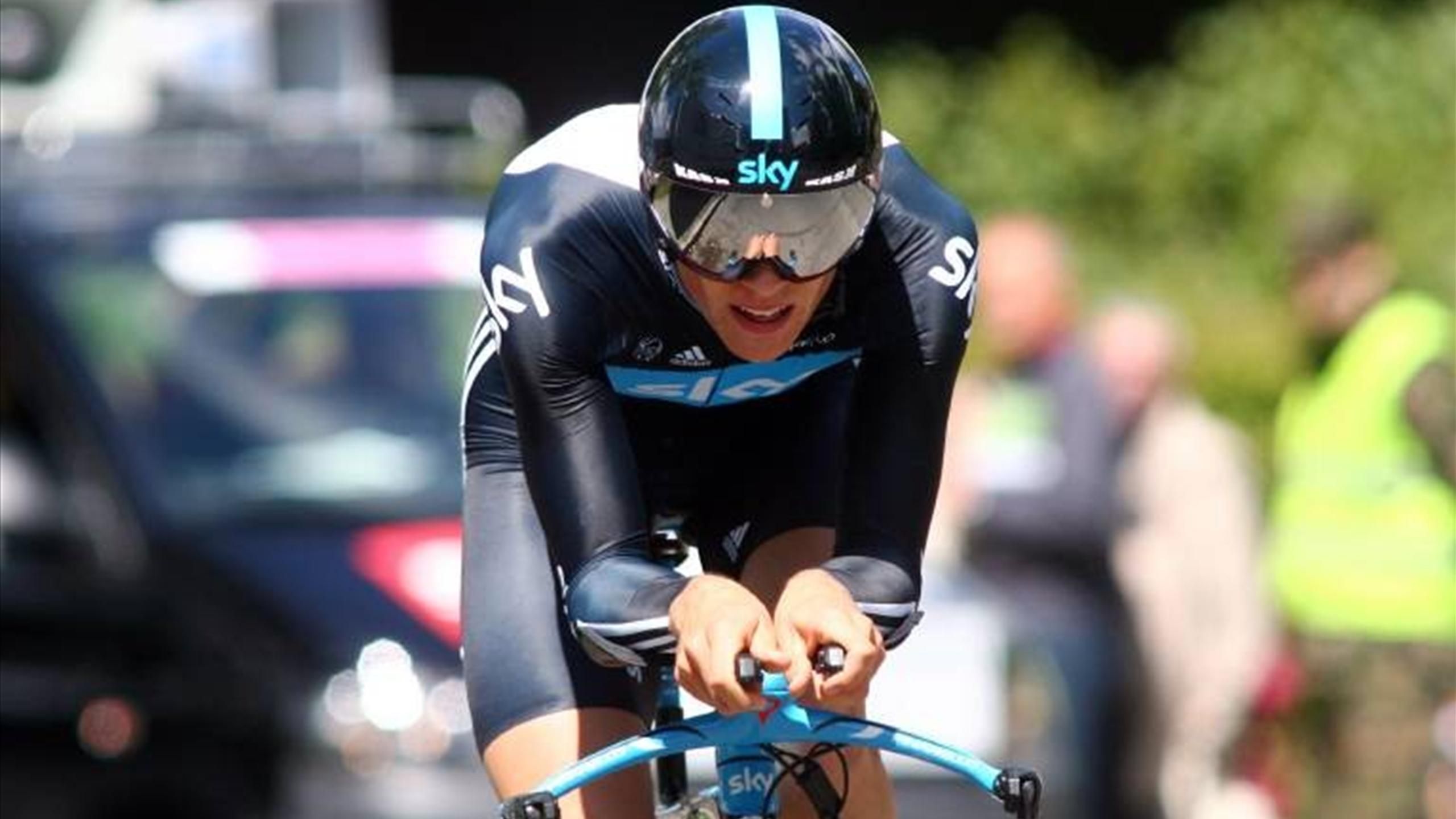 Ben Swift earns top-ten finish on stage two of Paris-Nice - TNT Sports