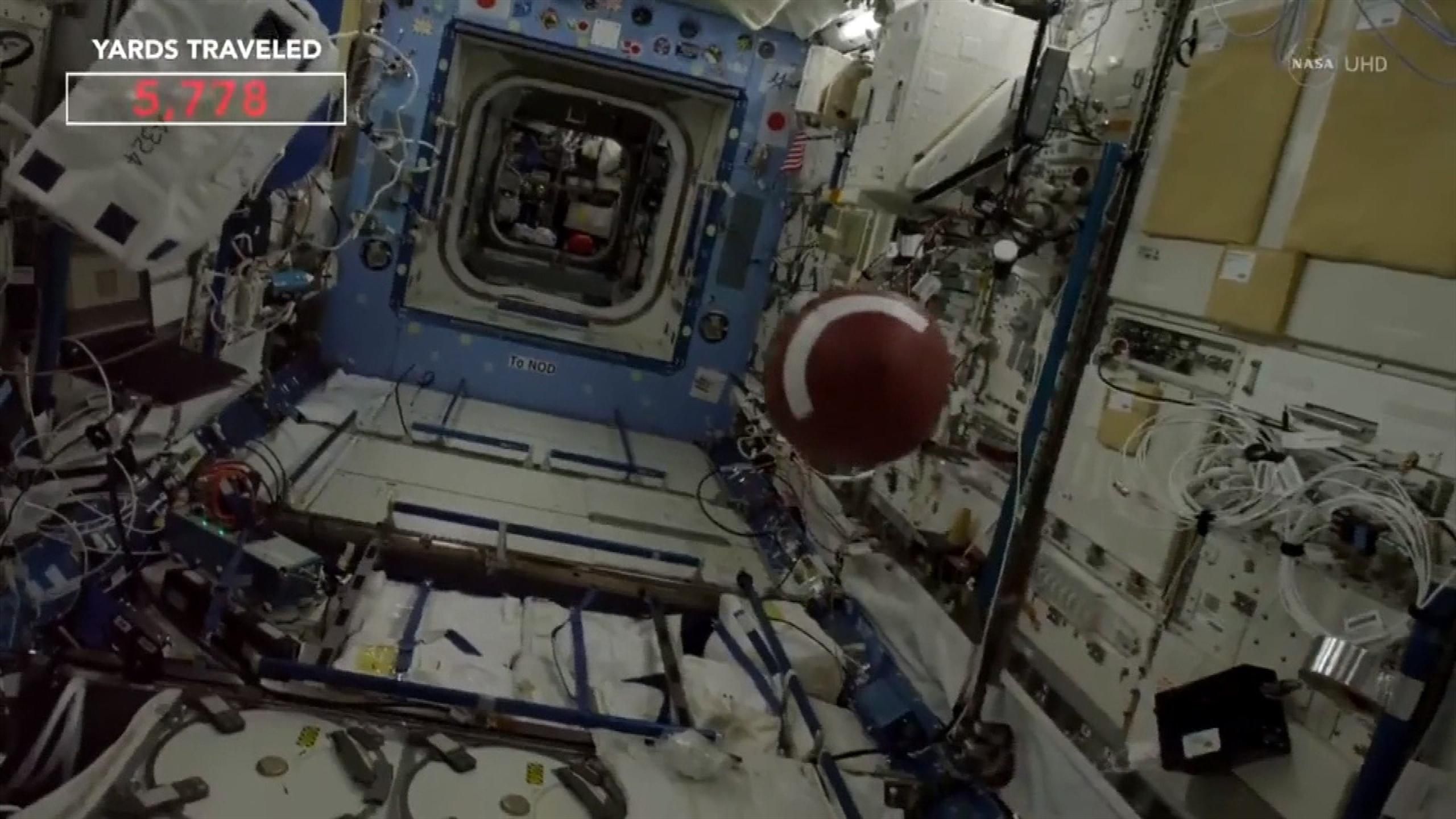 Is this the longest pass in NFL history? American Football video