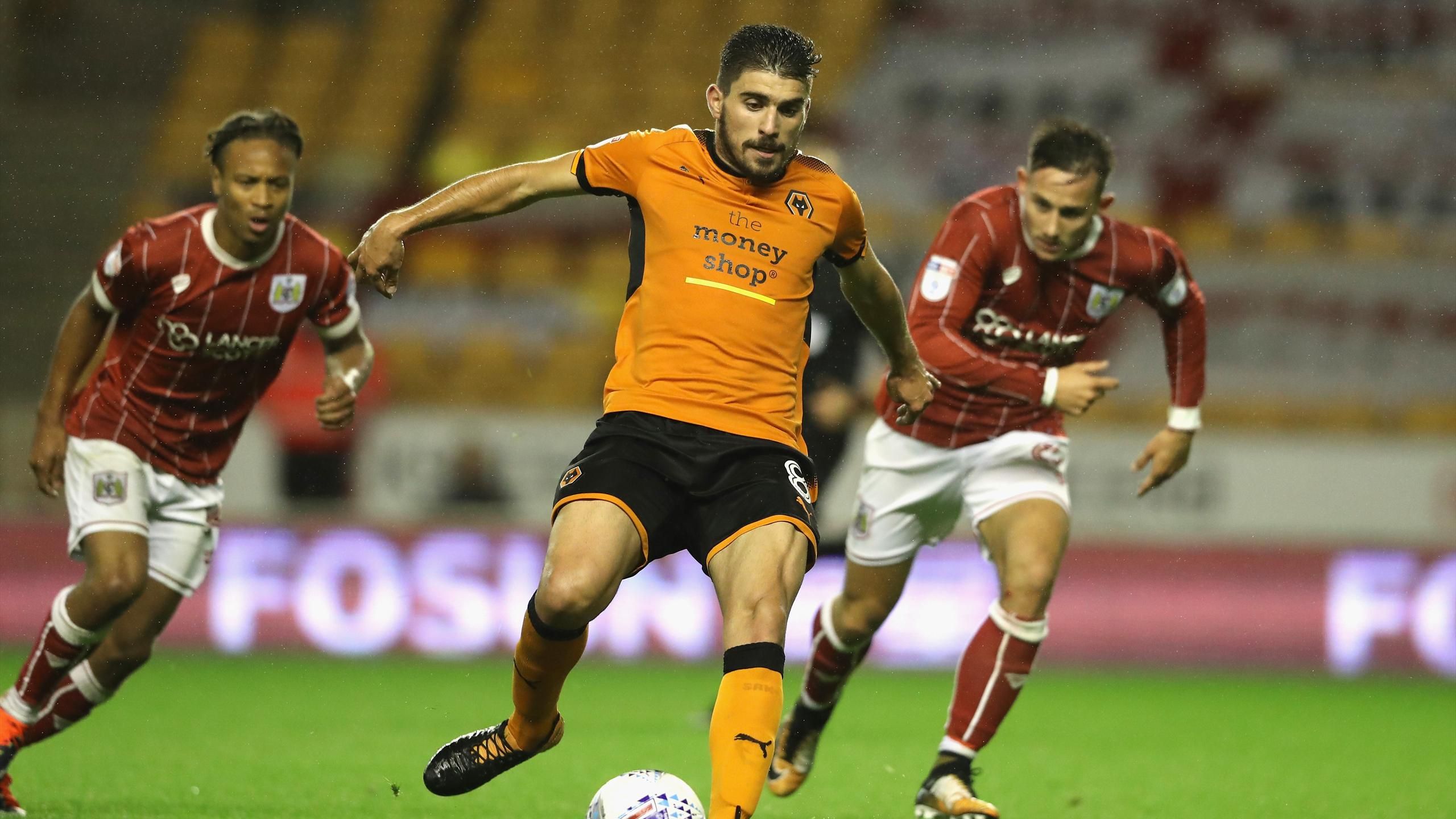 Wolves beat midlands rivals Aston Villa to go top of the Championship ...