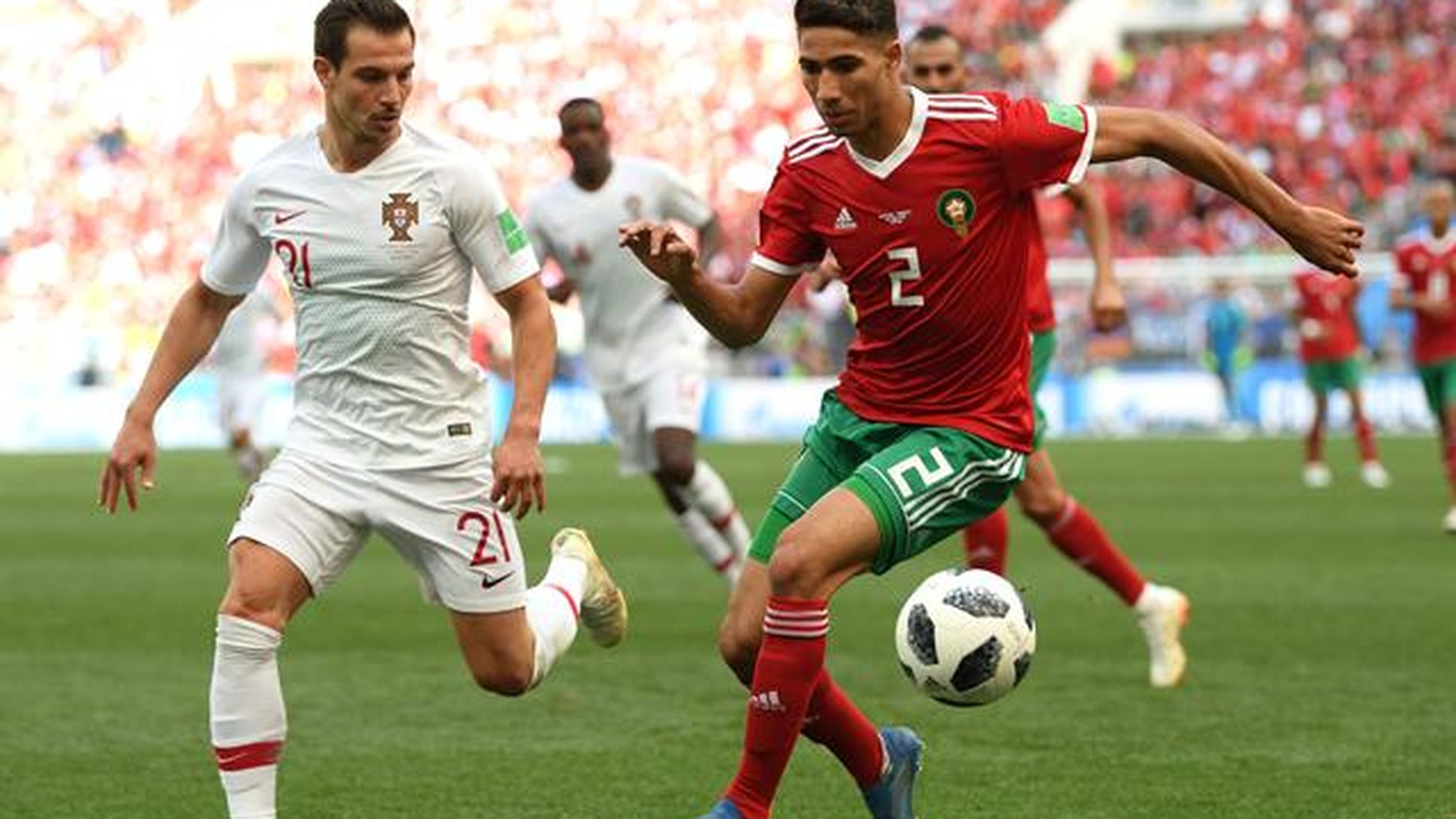 Borussia Dortmund sign Morocco full-back Hakimi on loan from Real ...