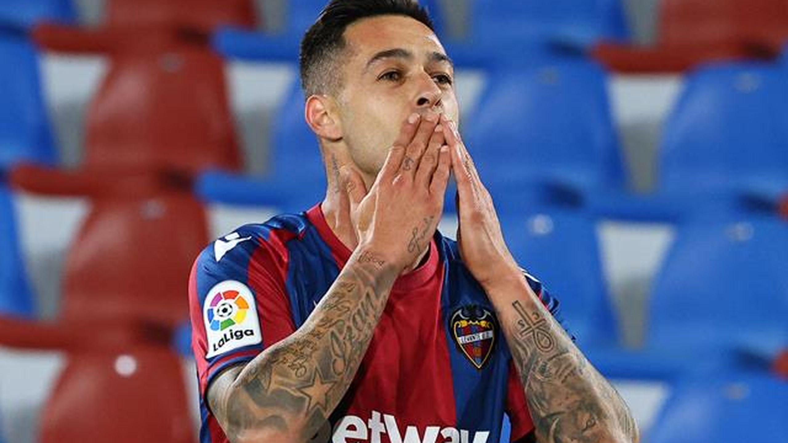 Barcelona suffer title blow as late Sergio Leon goal rescues point for ...