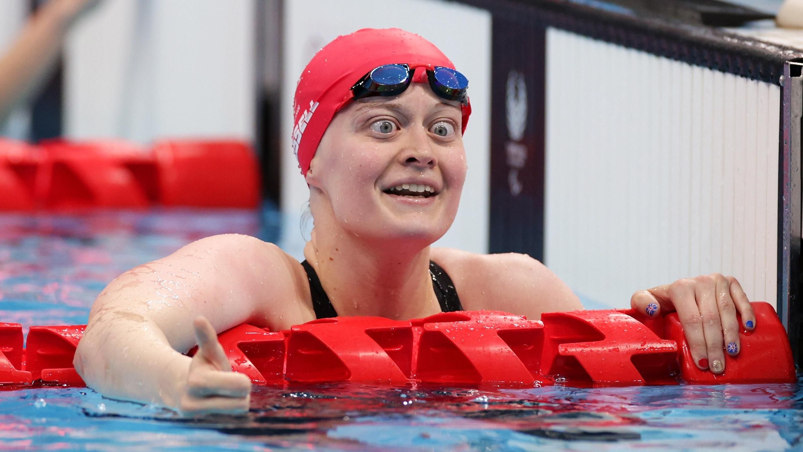 Paralympics 2021 - Hannah Russell defends her S12 100m backstroke title ...