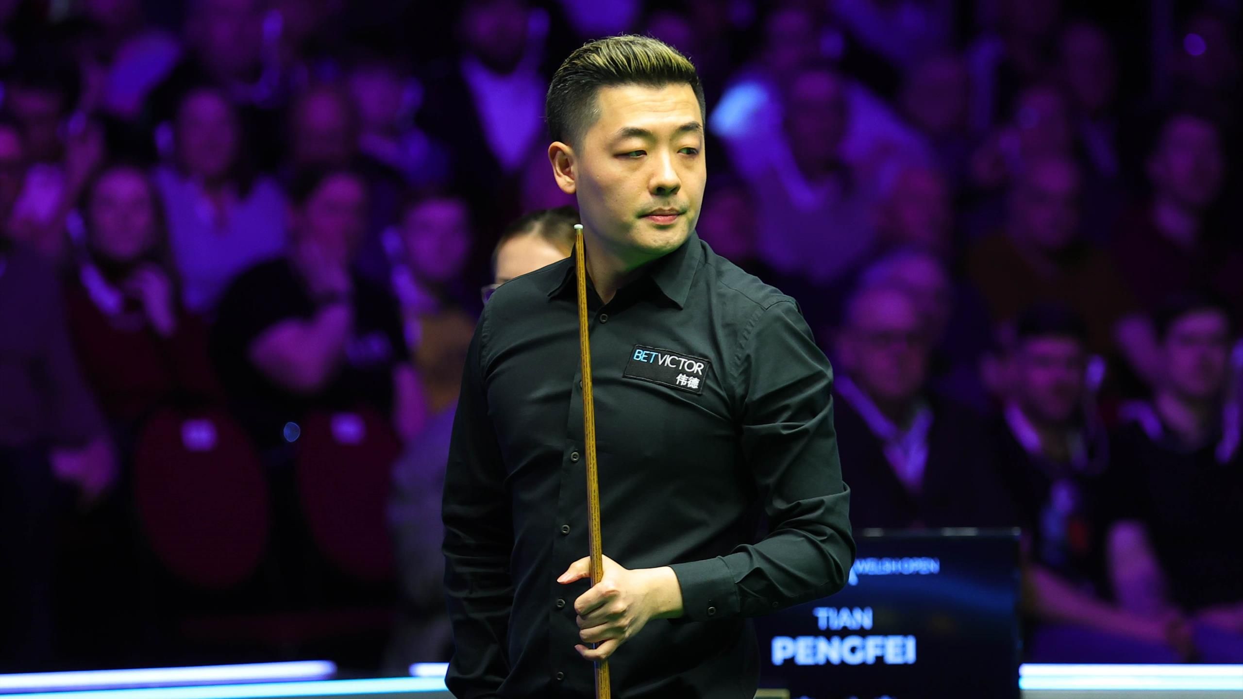 German Masters snooker: Tian Pengfei battles back to edge Reanne Evans ...