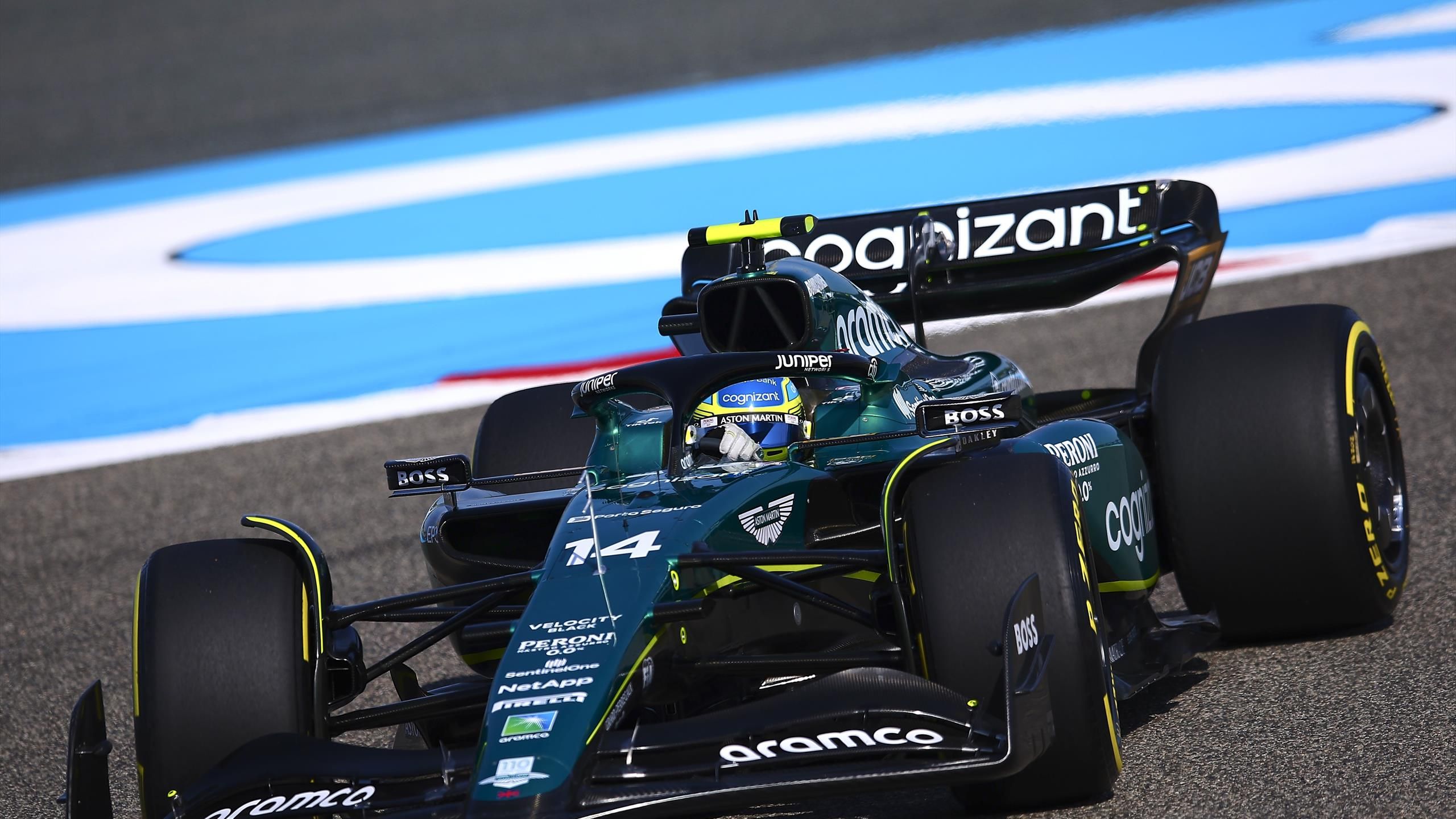 Christian Horner reacts to blistering Fernando Alonso and Aston Martin pace  - 'Fernando looks on fire!' - TNT Sports