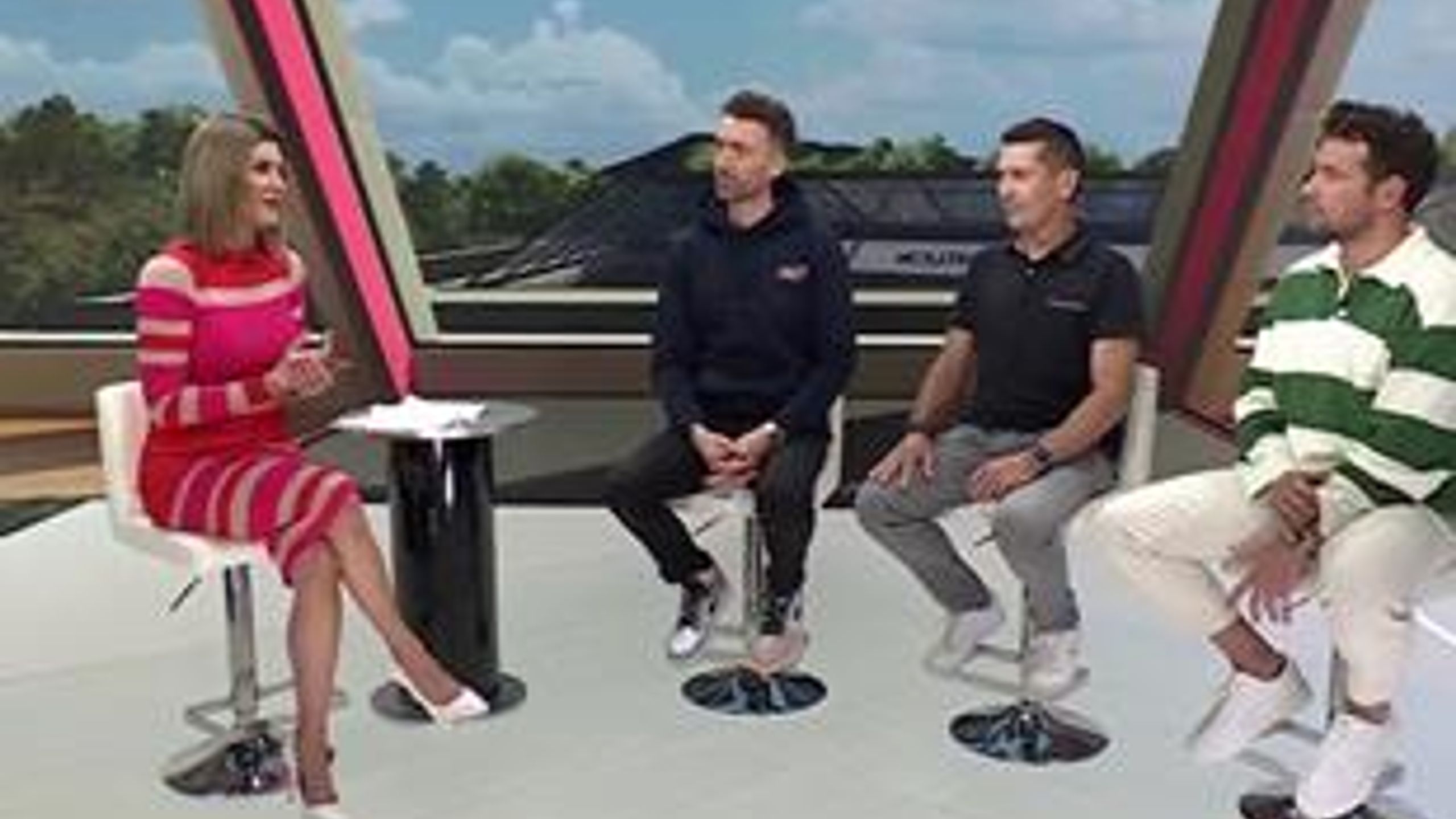 The Breakaway team discuss dramatic Giro d'Italia stage 2 finale ...
