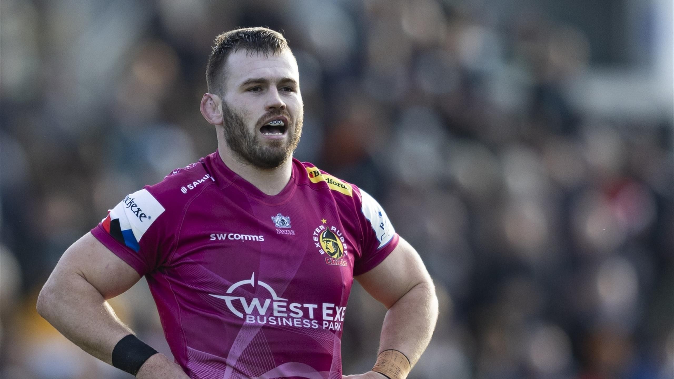 Luke Cowan Dickie Sale Sharks sign England hooker as 30 year