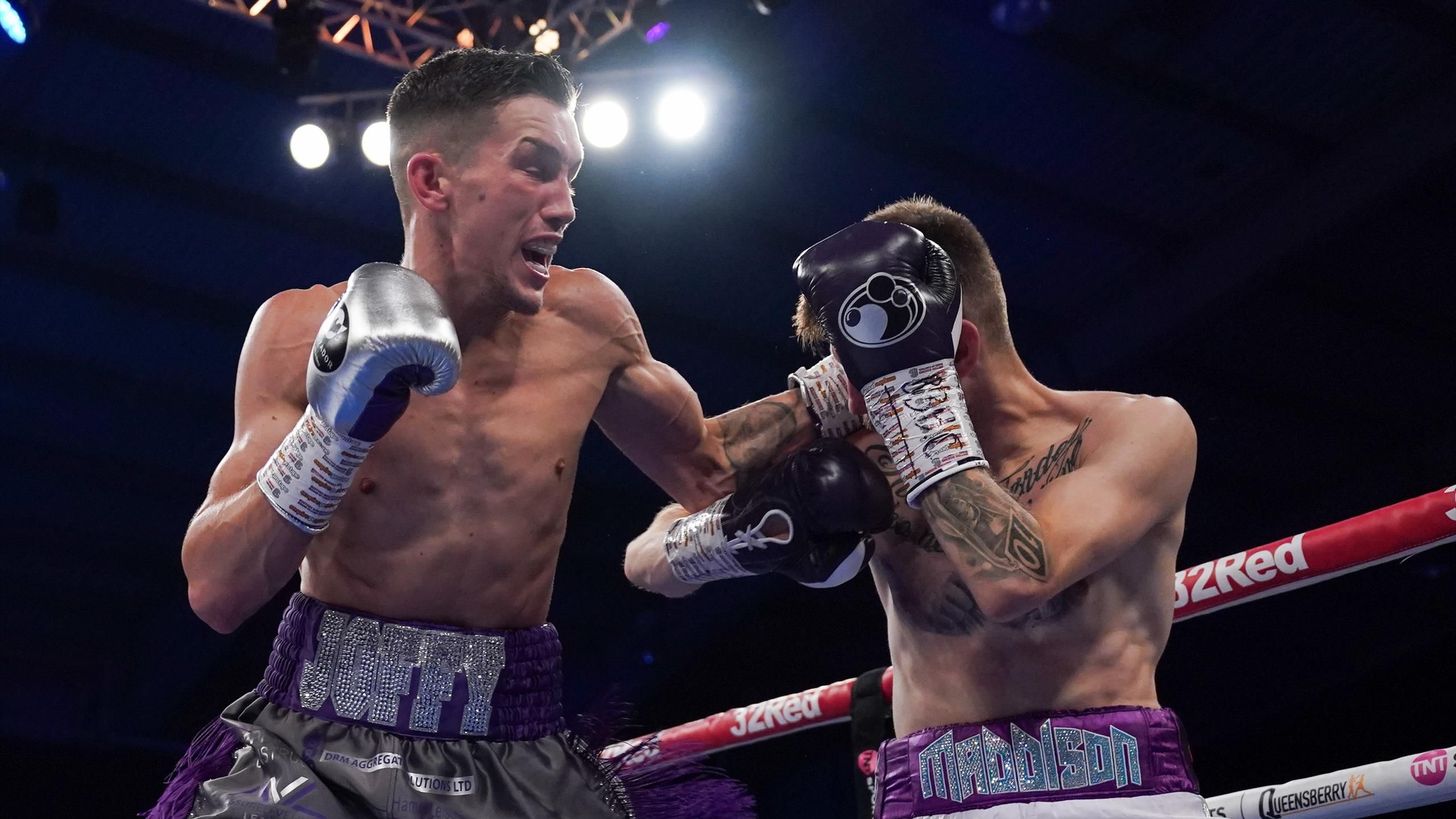 Watch as Liam Davies lands flurry of punches to end fight with Jason ...