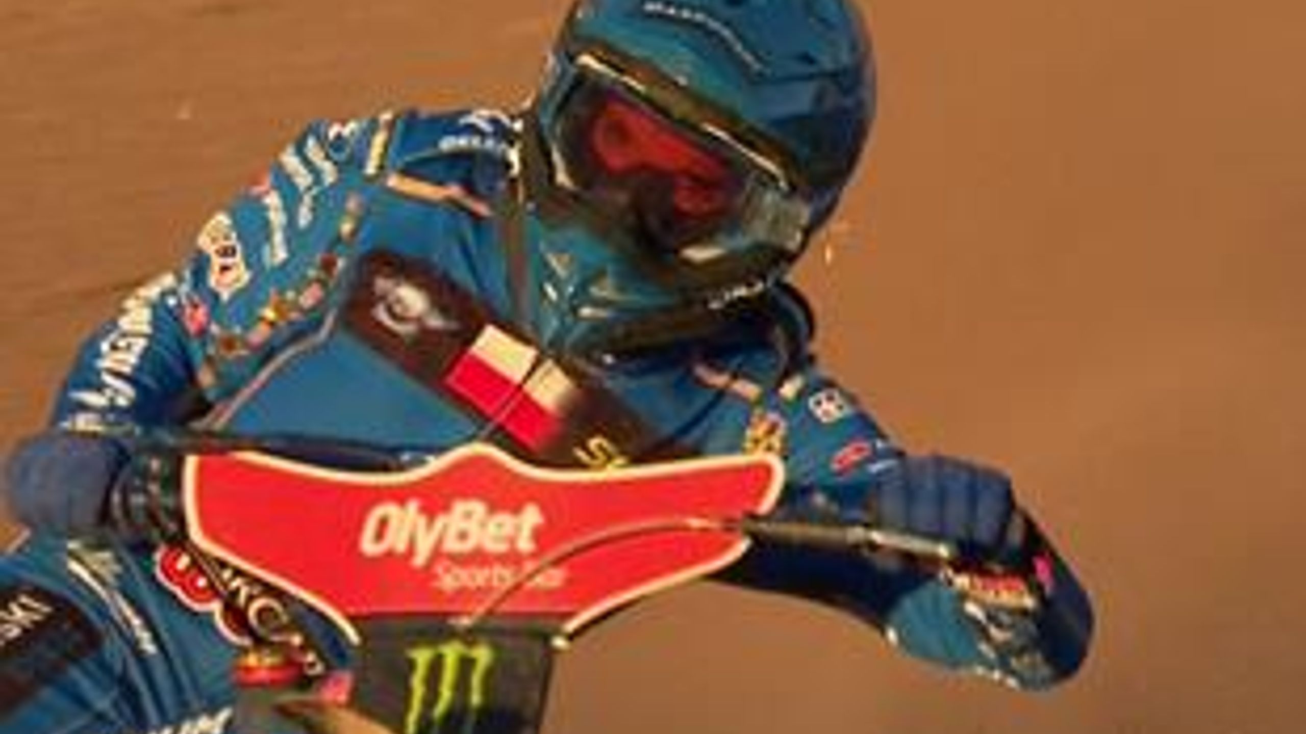 Bartosz Zmarzlik wins again at Riga Speedway GP to extend lead in ...